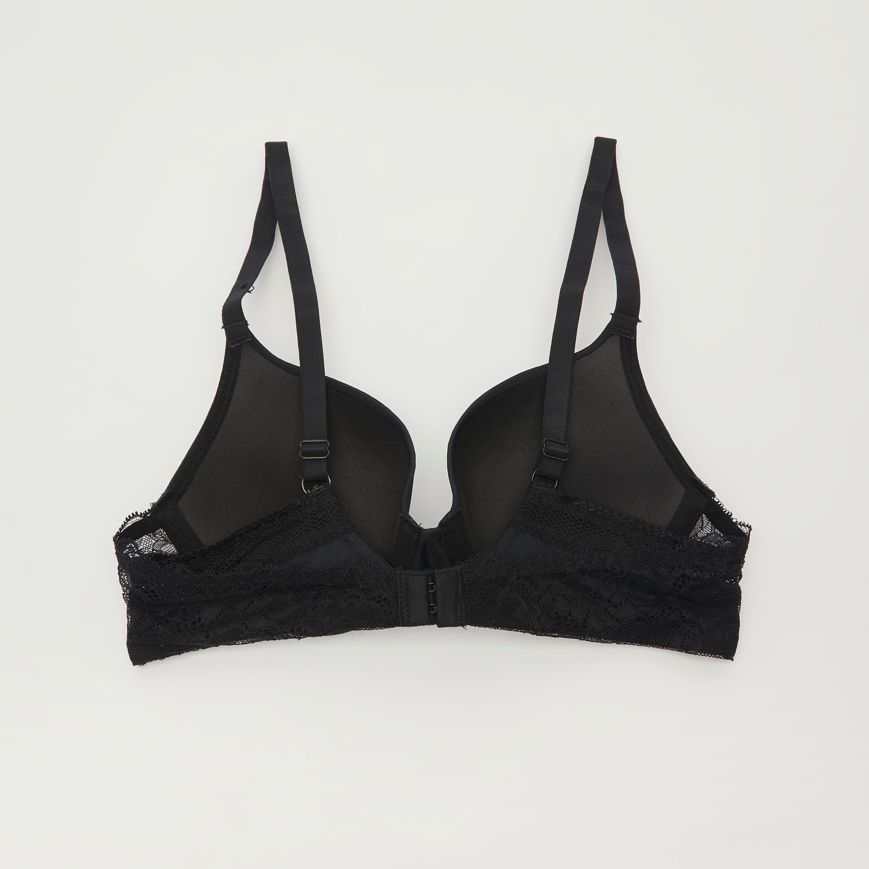 صدريّة مبطنة بتفاصيل دانتيل مع سروال داخلي-women-clothing-lingerie-lingeriesets-image-3