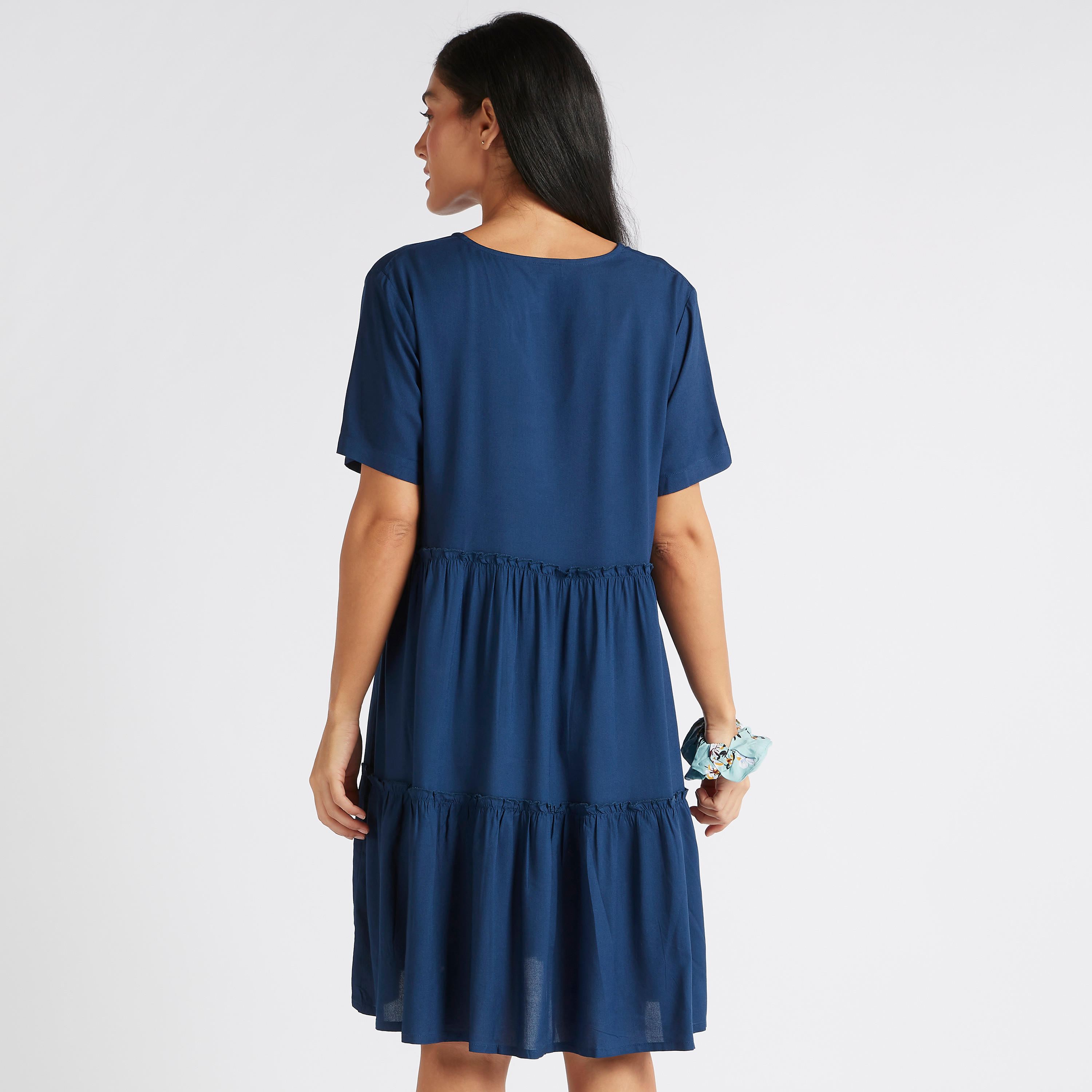 قميص نوم بياقة v وأكمام قصيرة بطبعات - طقم من قطعتين-women-clothing-nightwear-nighties-image-5