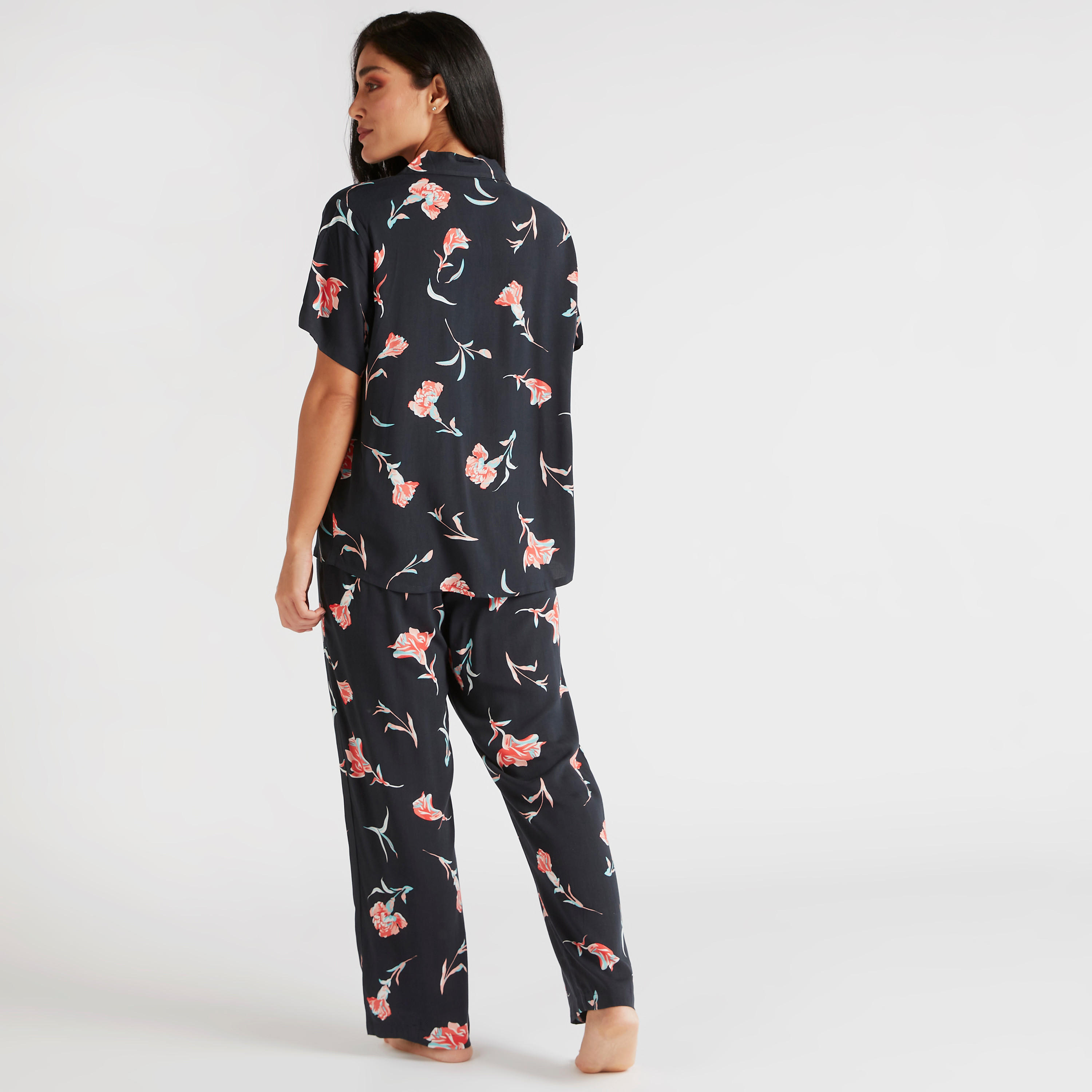 طقم بنطلون بيجاما طويل وقميص بطبعات أزهار وياقة عادية-women-clothing-nightwear-pyjamas-longsets-image-5