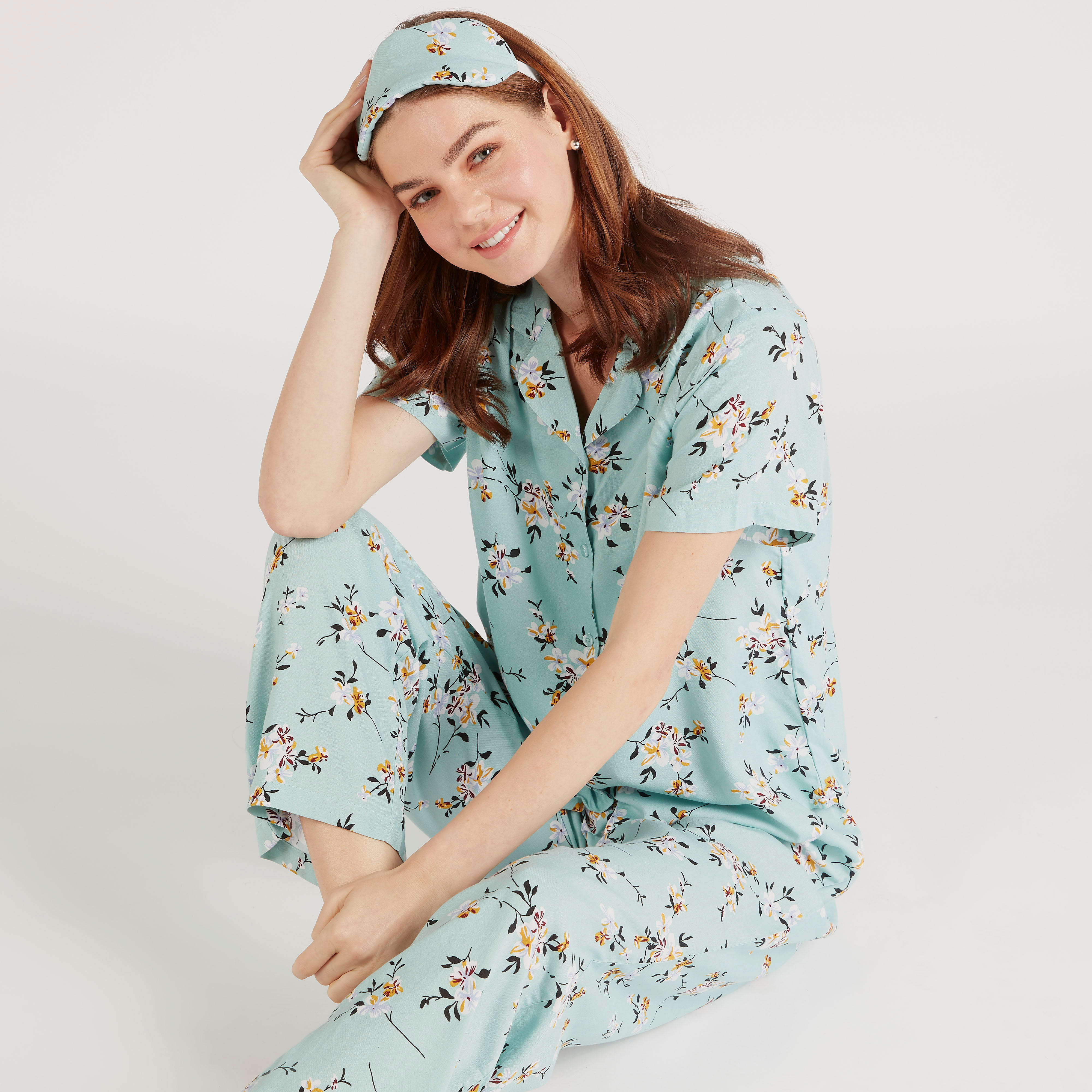 طقم بنطلون بيجاما وقميص بطبعات أزهار مع قناع عيون - 3 قطع-women-clothing-nightwear-pyjamas-longsets-image-1