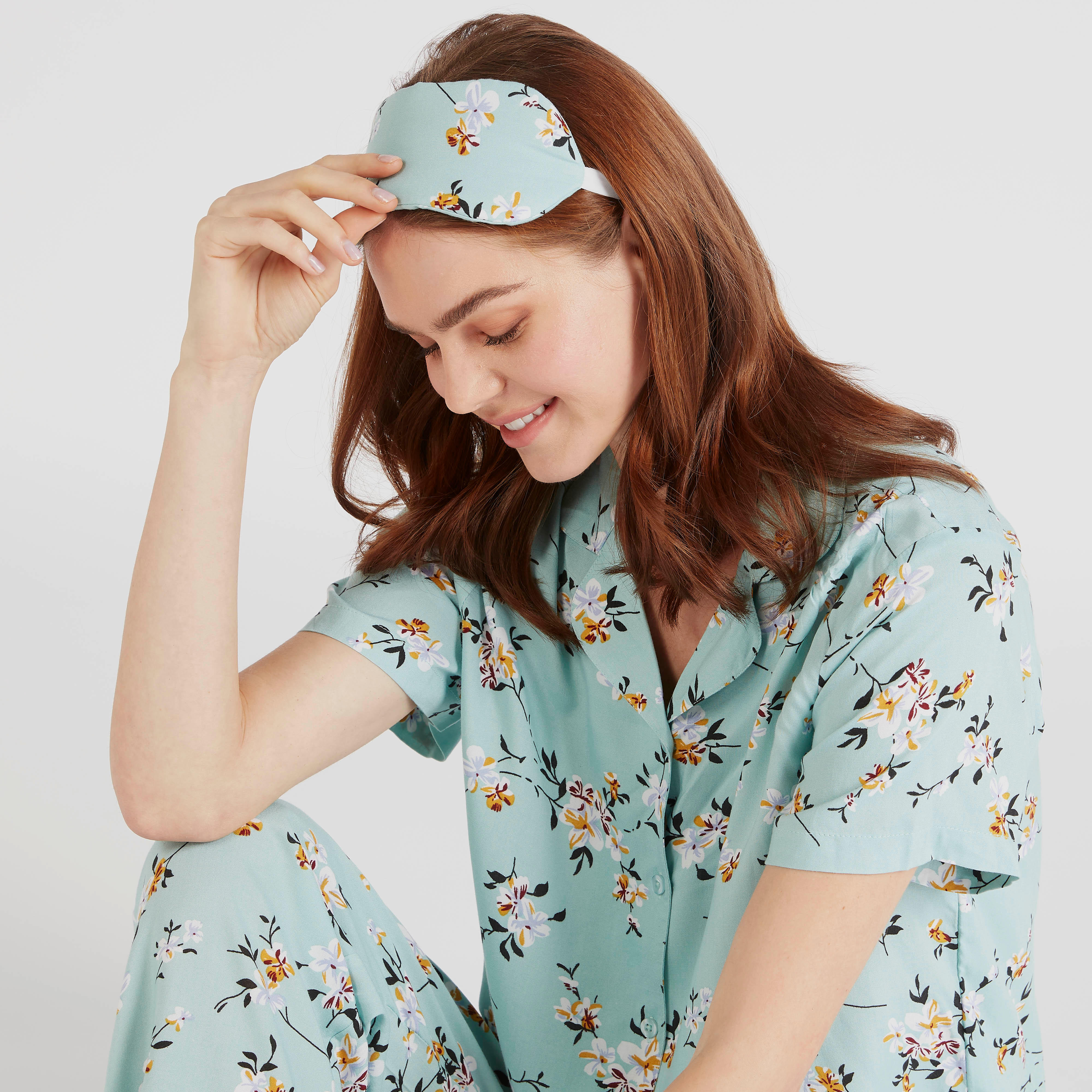 طقم بنطلون بيجاما وقميص بطبعات أزهار مع قناع عيون - 3 قطع-women-clothing-nightwear-pyjamas-longsets-image-3
