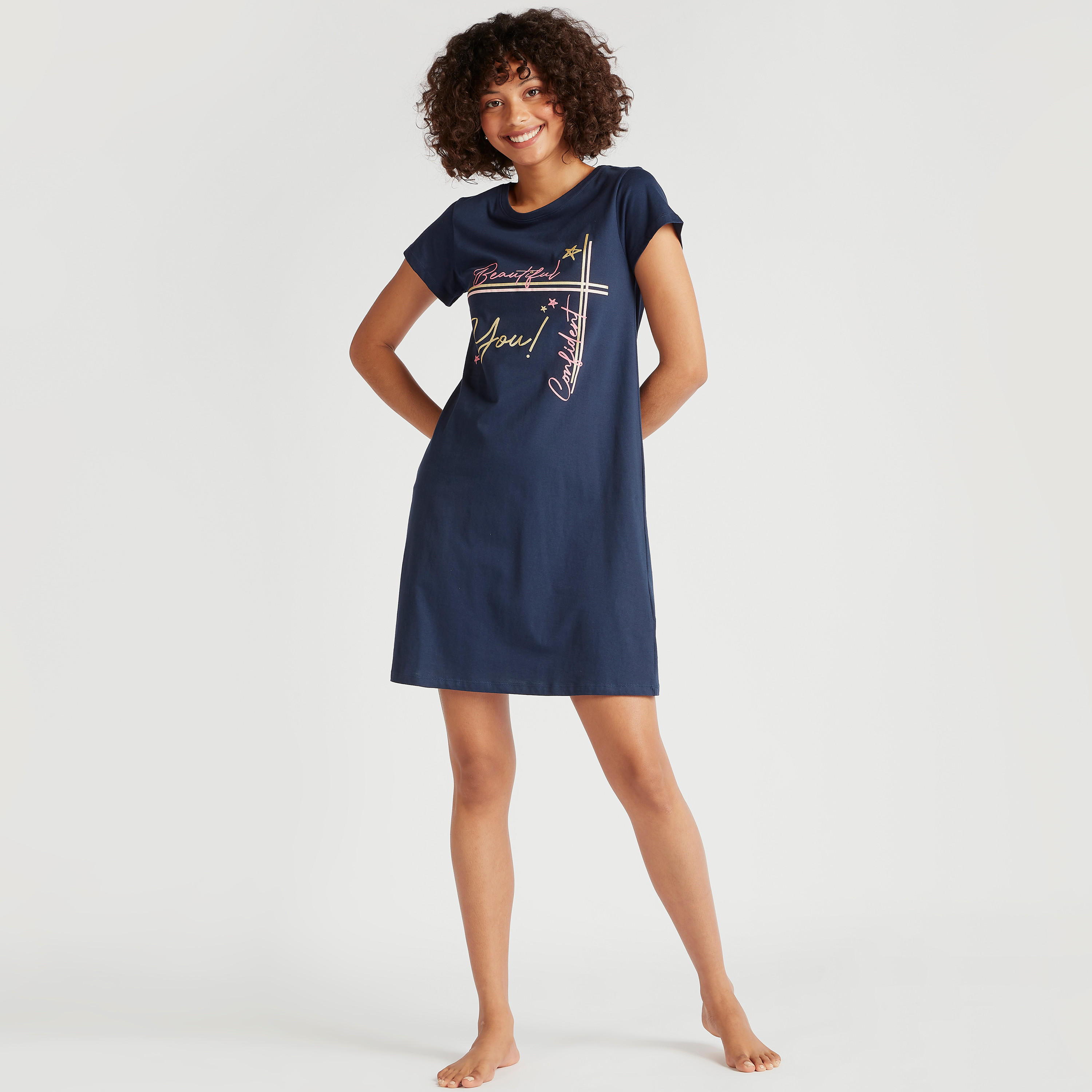قميص نوم بأكمام كاب وياقة ضيقة وطبعات- طقم من قطعتين-women-clothing-nightwear-nighties-image-6