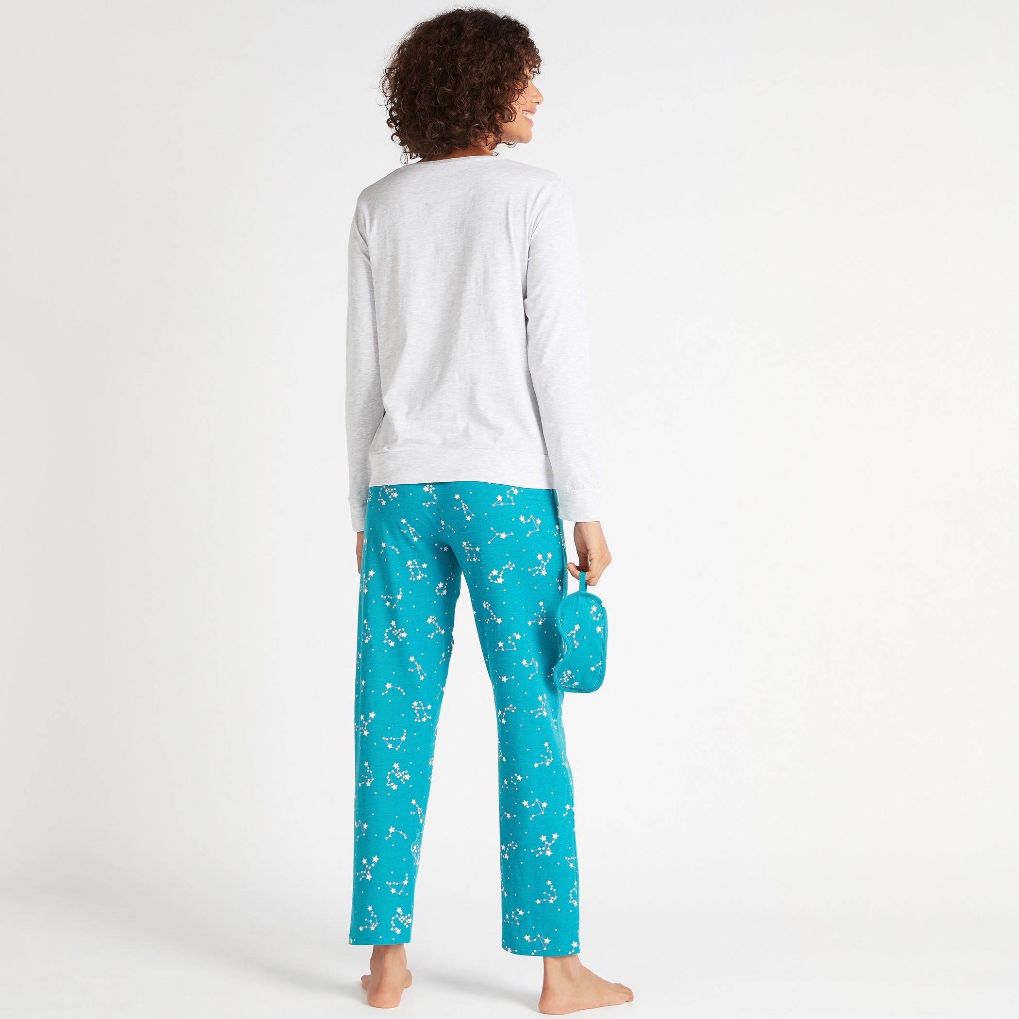 طقم بنطلون بيجاما طويل وتيشيرت بطبعات-women-clothing-nightwear-pyjamas-longsets-image-4