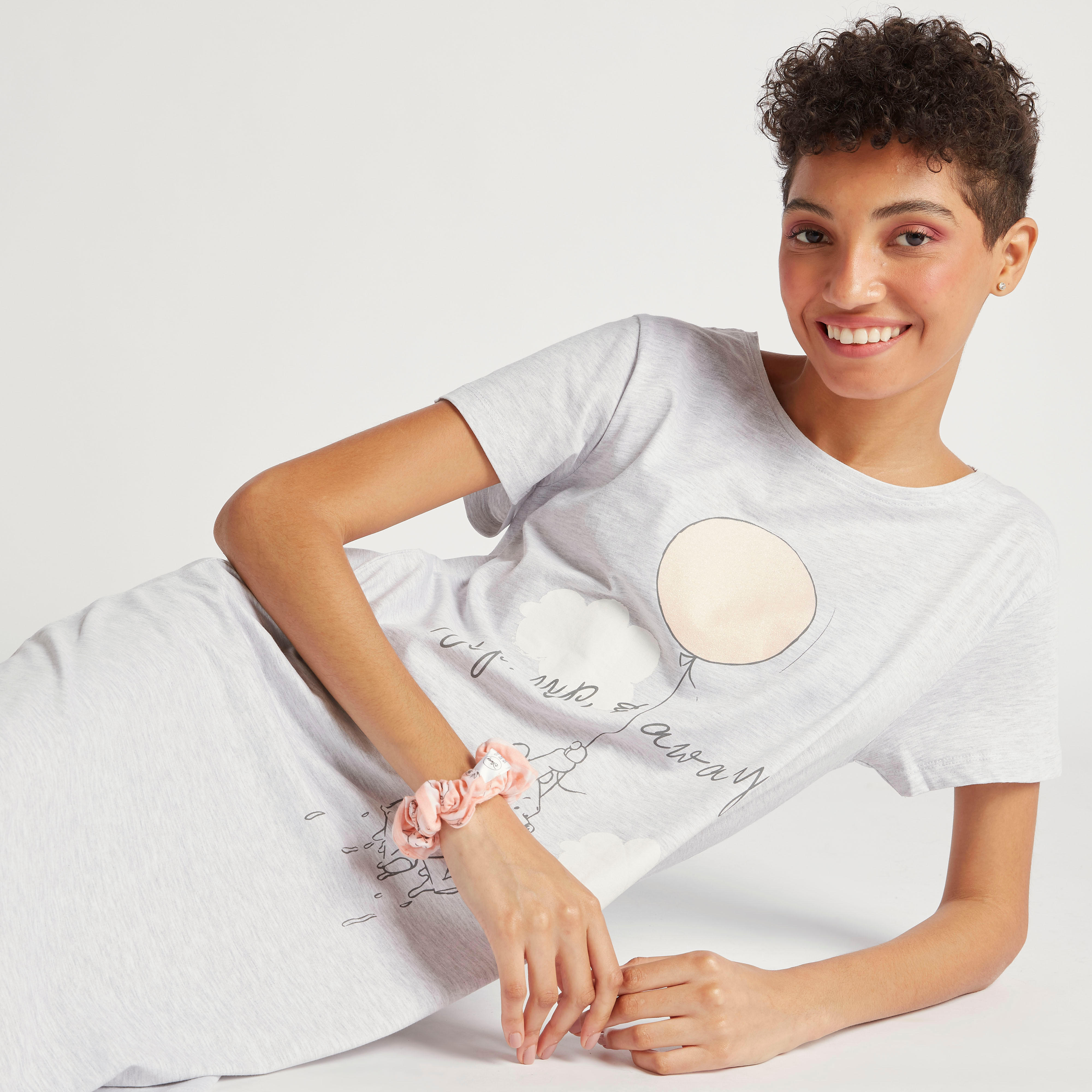 قميص نوم بأكمام قصيرة وياقة مستديرة - طقم من قطعتين-women-clothing-nightwear-nighties-image-8