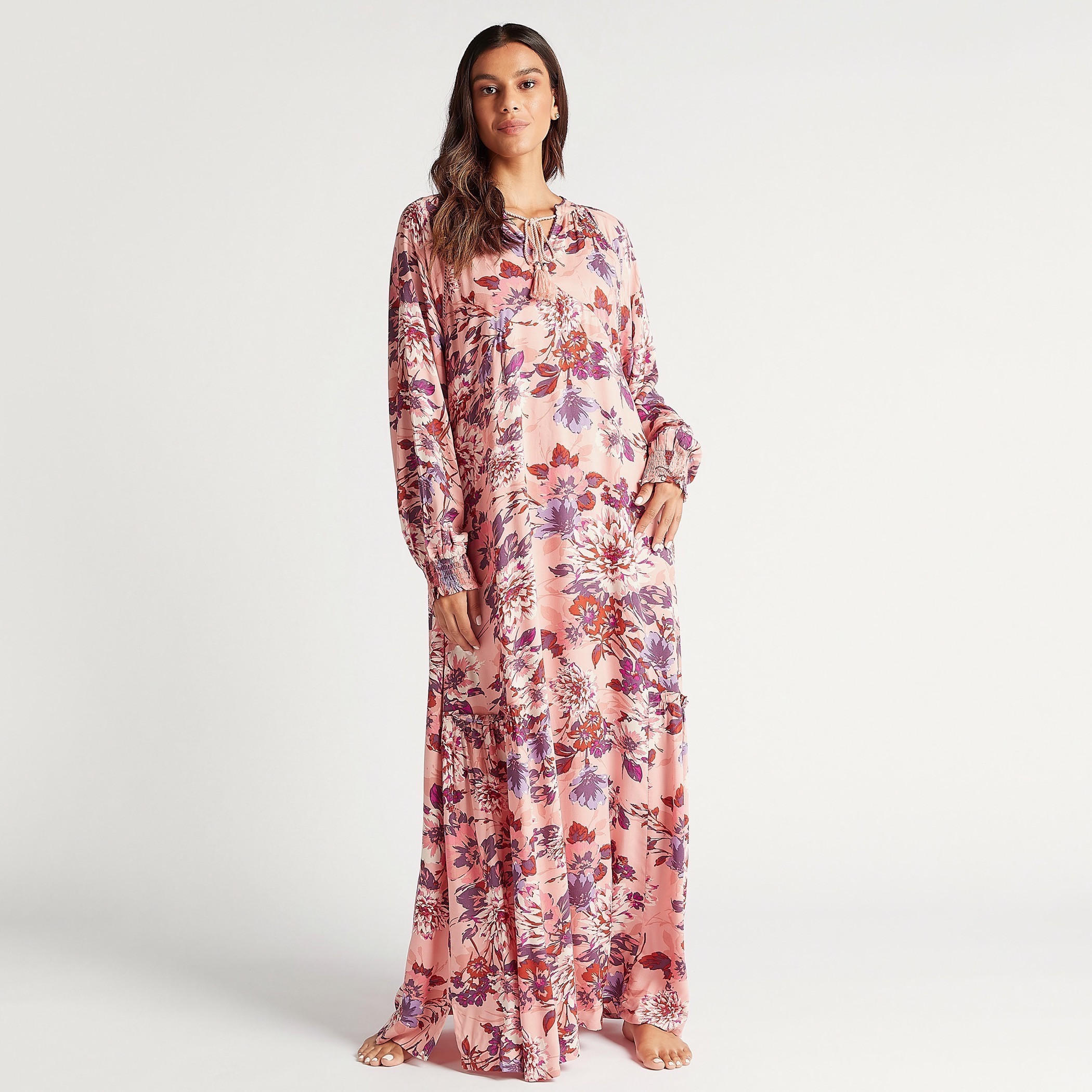 ثوب نوم بطبعات أزهار وياقة ماندارين وياقة بأربطة-women-clothing-nightwear-nighties-image-2