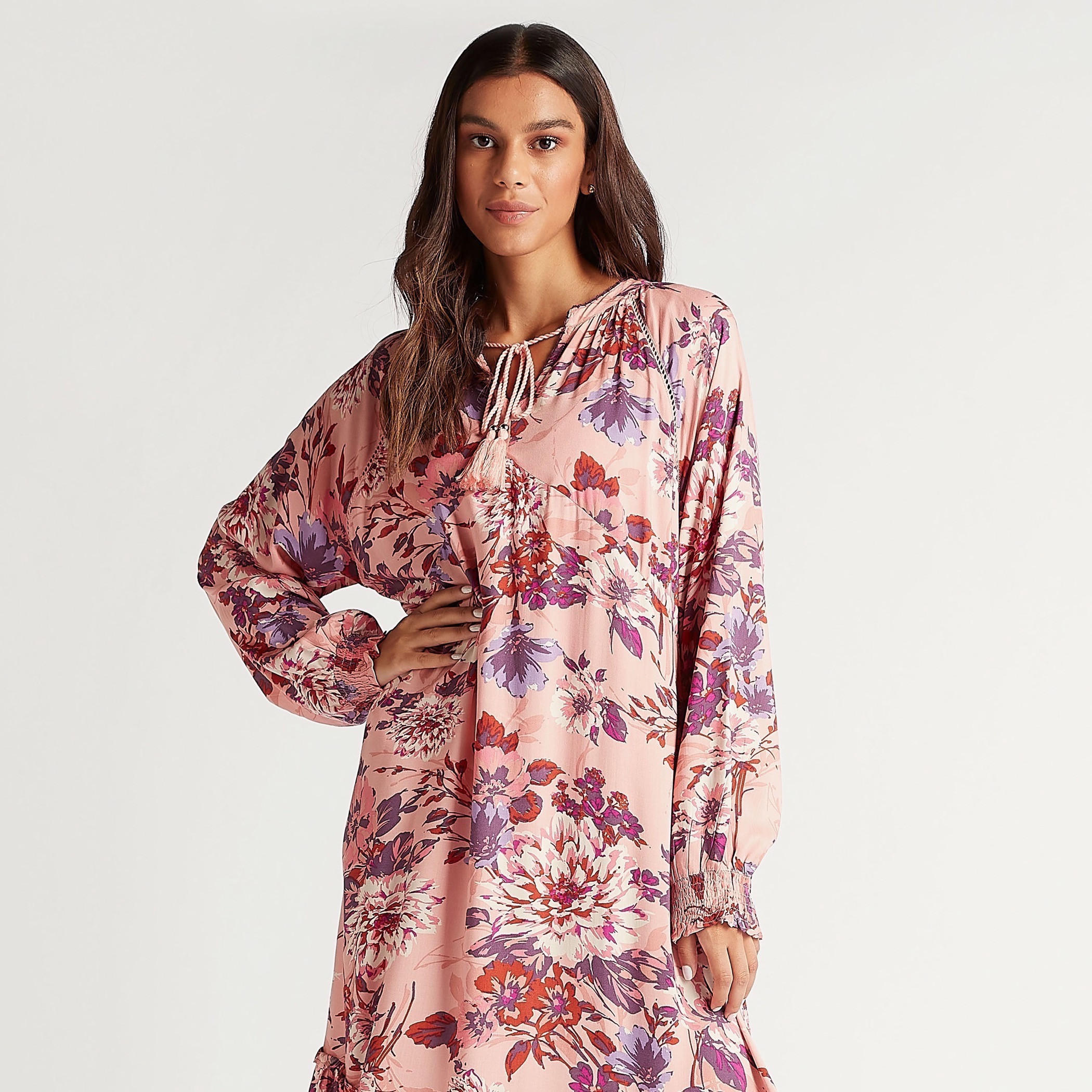 ثوب نوم بطبعات أزهار وياقة ماندارين وياقة بأربطة-women-clothing-nightwear-nighties-image-3