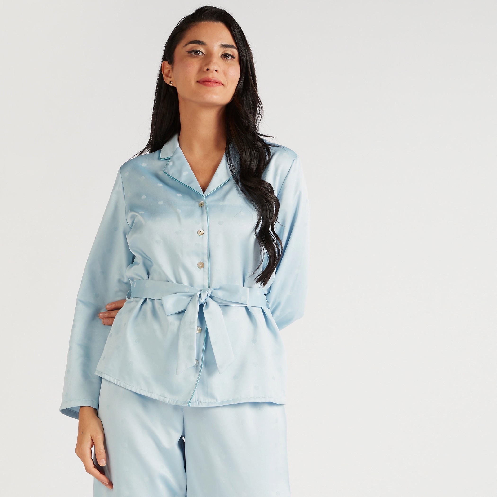 طقم بنطلون بيجاما وقميص بحزام وطبعات قلب-women-clothing-nightwear-pyjamas-longsets-image-4