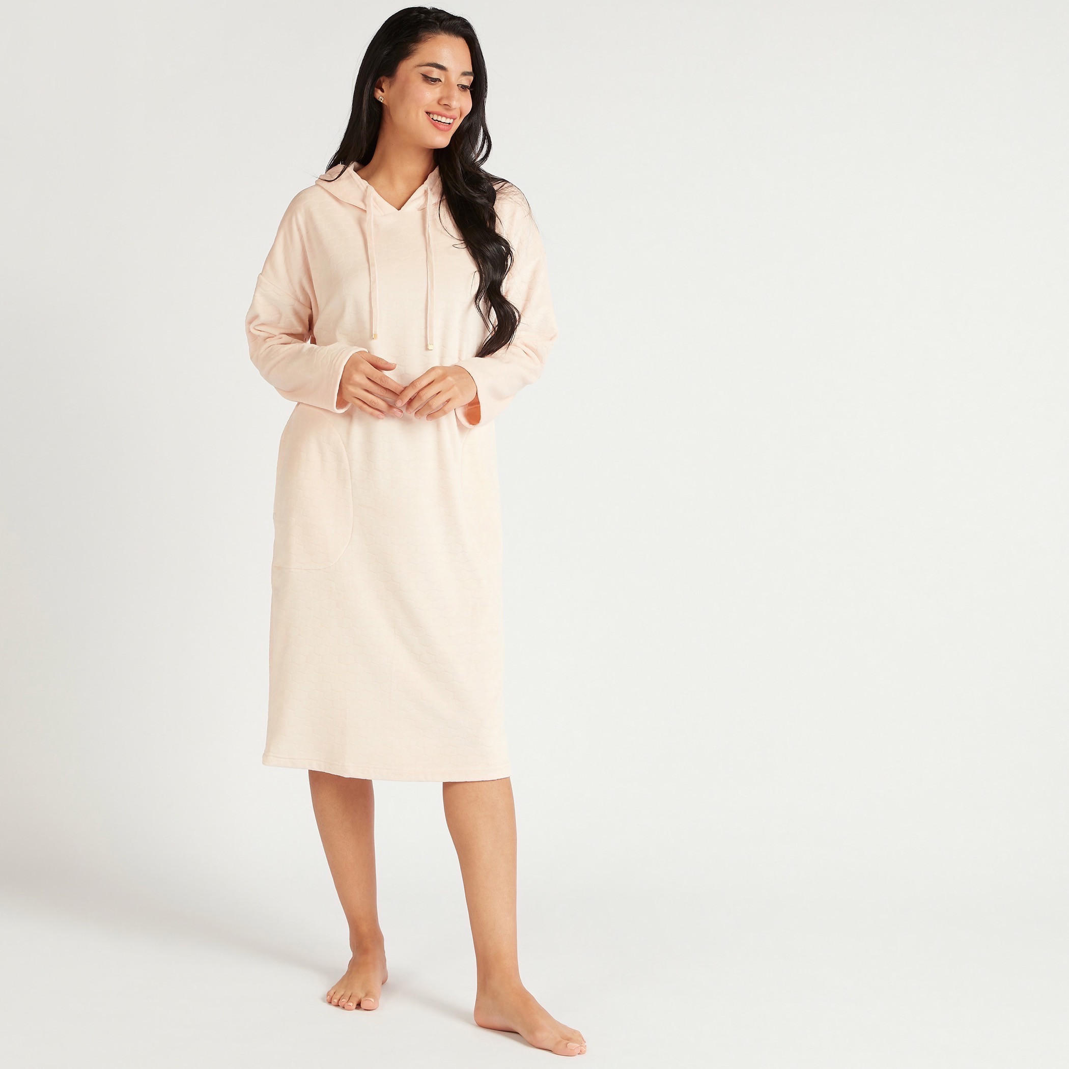 قميص نوم سادة بقبّعة وأكمام طويلة وجيوب-women-clothing-nightwear-nighties-image-3