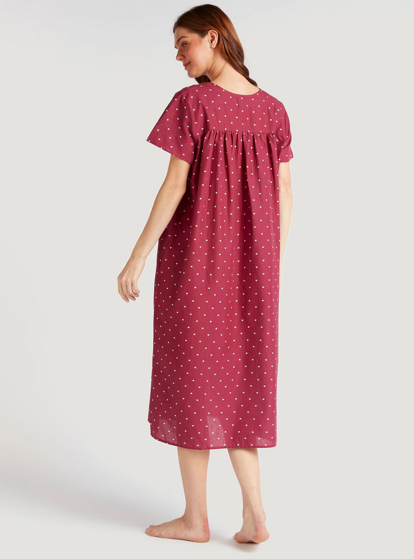 ثوب نوم بطبعات وتفاصيل دانتيل وأكمام قصيرة-women-clothing-nightwear-nighties-image-4