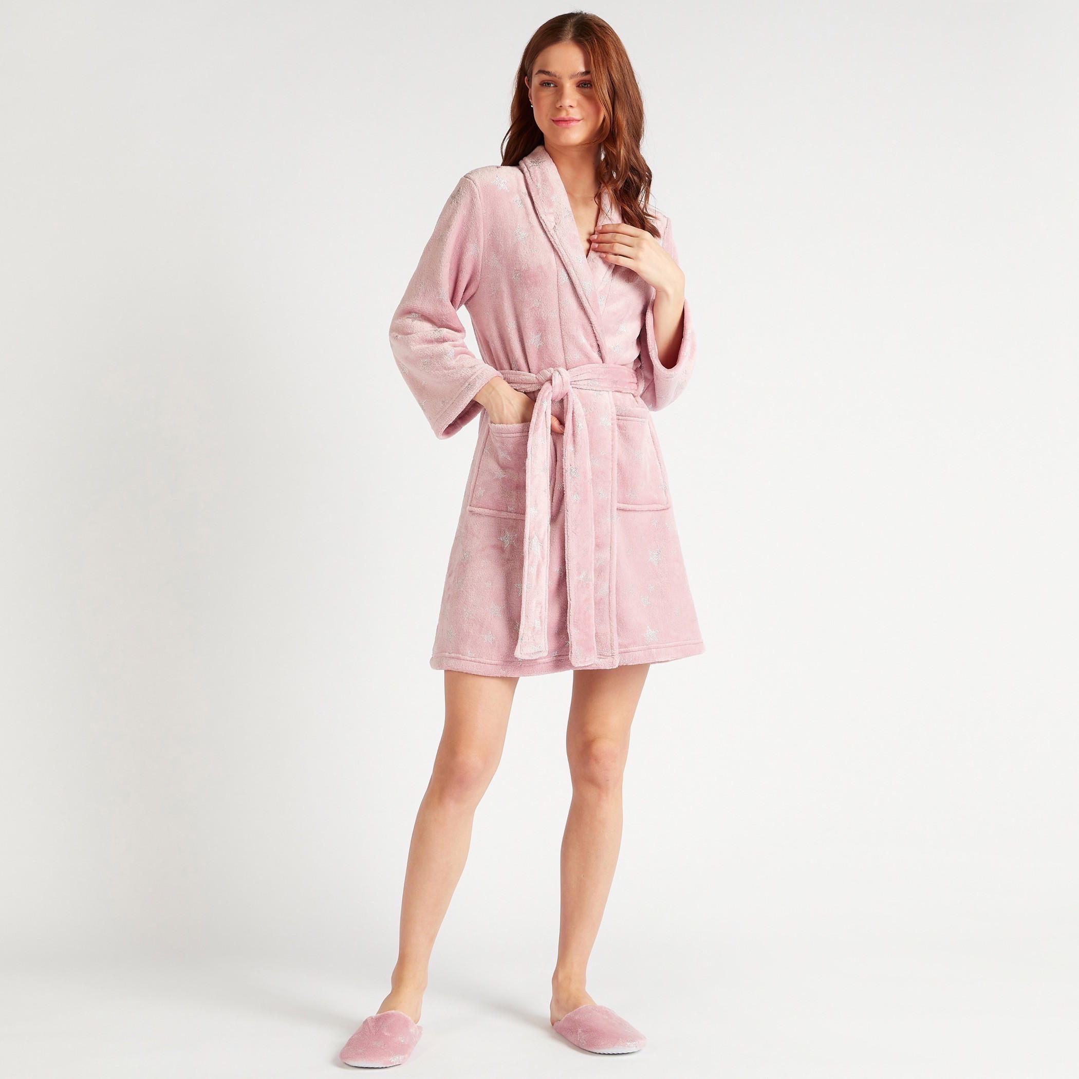 روب ليلي بطبعات نجوم مع حزام وجيوب-women-clothing-nightwear-robes-image-5