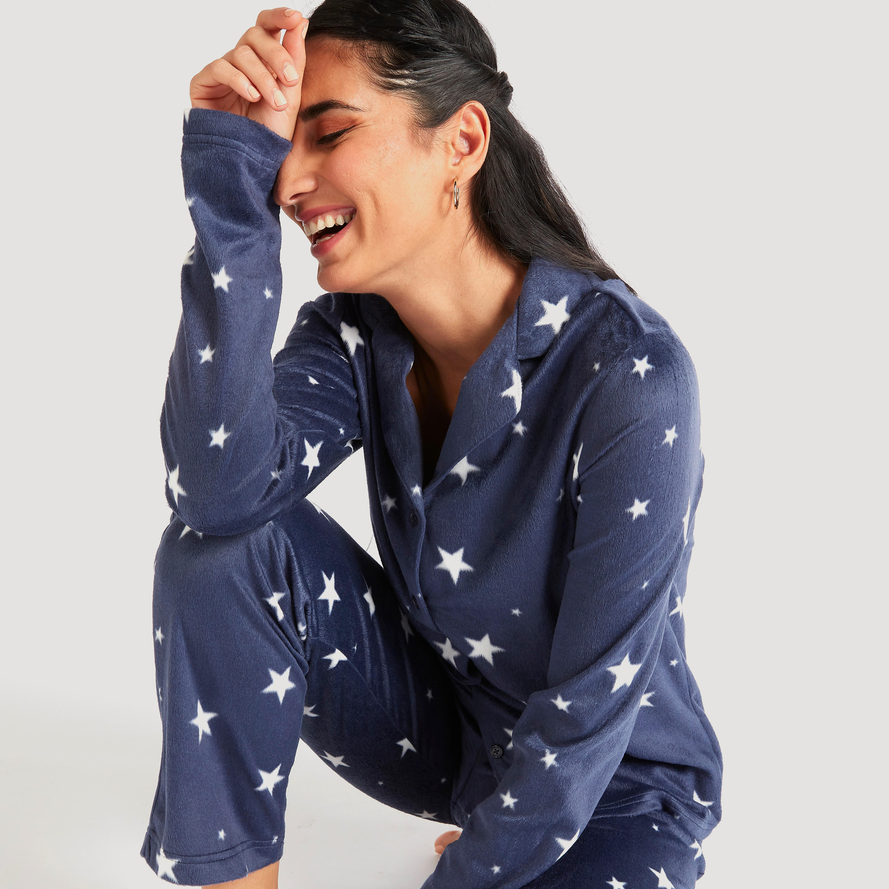 طقم بنطلون بيجاما وقميص نوم بطبعات-women-clothing-nightwear-pyjamas-longsets-image-2