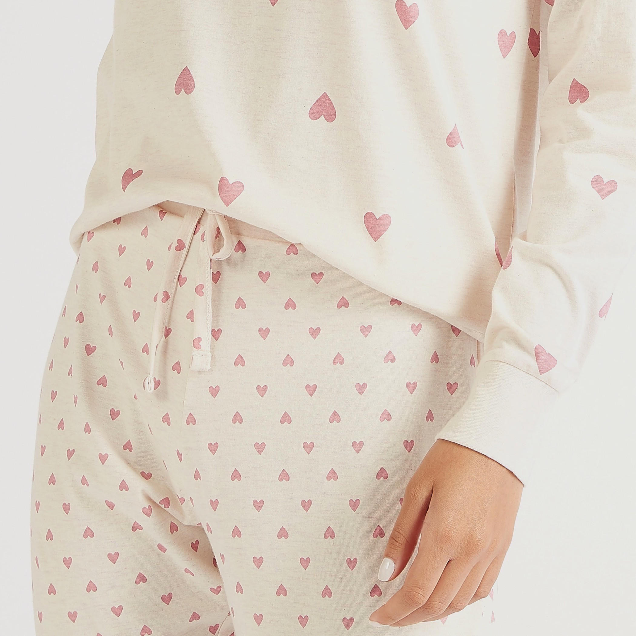 طقم بنطلون بيجاما وتيشيرت بطبعات قلب-women-clothing-nightwear-pyjamas-longsets-image-3