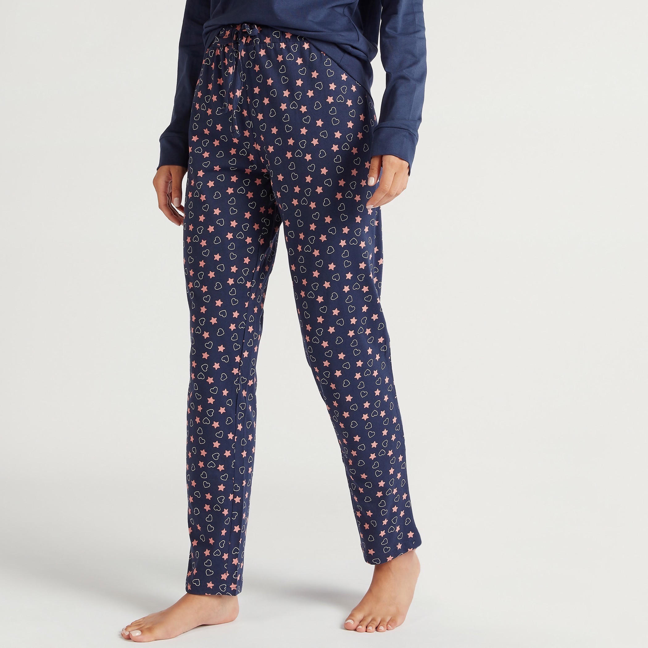 طقم بنطلون بيجاما بطبعات وتيشيرت بأكمام طويلة-women-clothing-nightwear-pyjamas-longsets-image-4