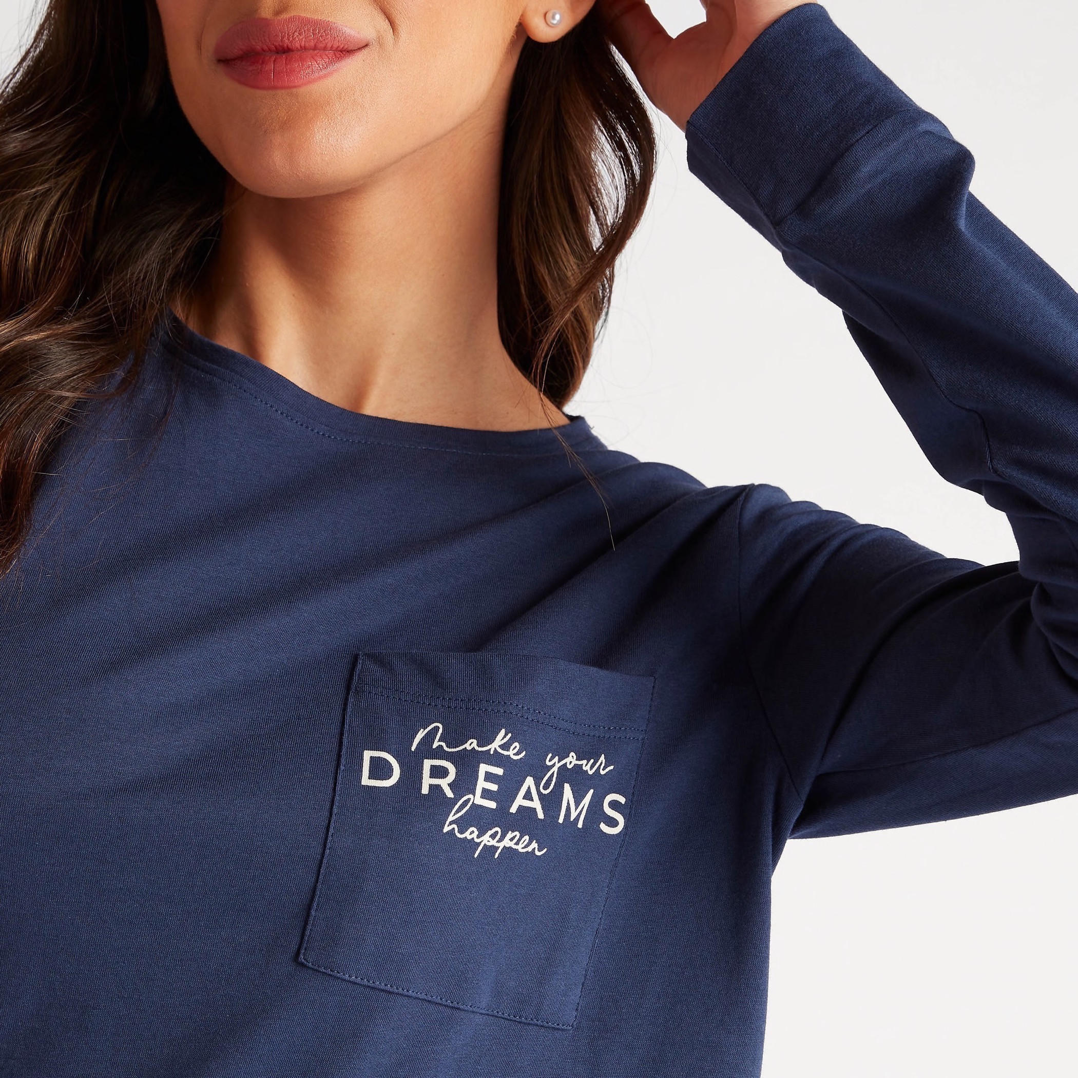طقم بنطلون بيجاما بطبعات وتيشيرت بأكمام طويلة-women-clothing-nightwear-pyjamas-longsets-image-5