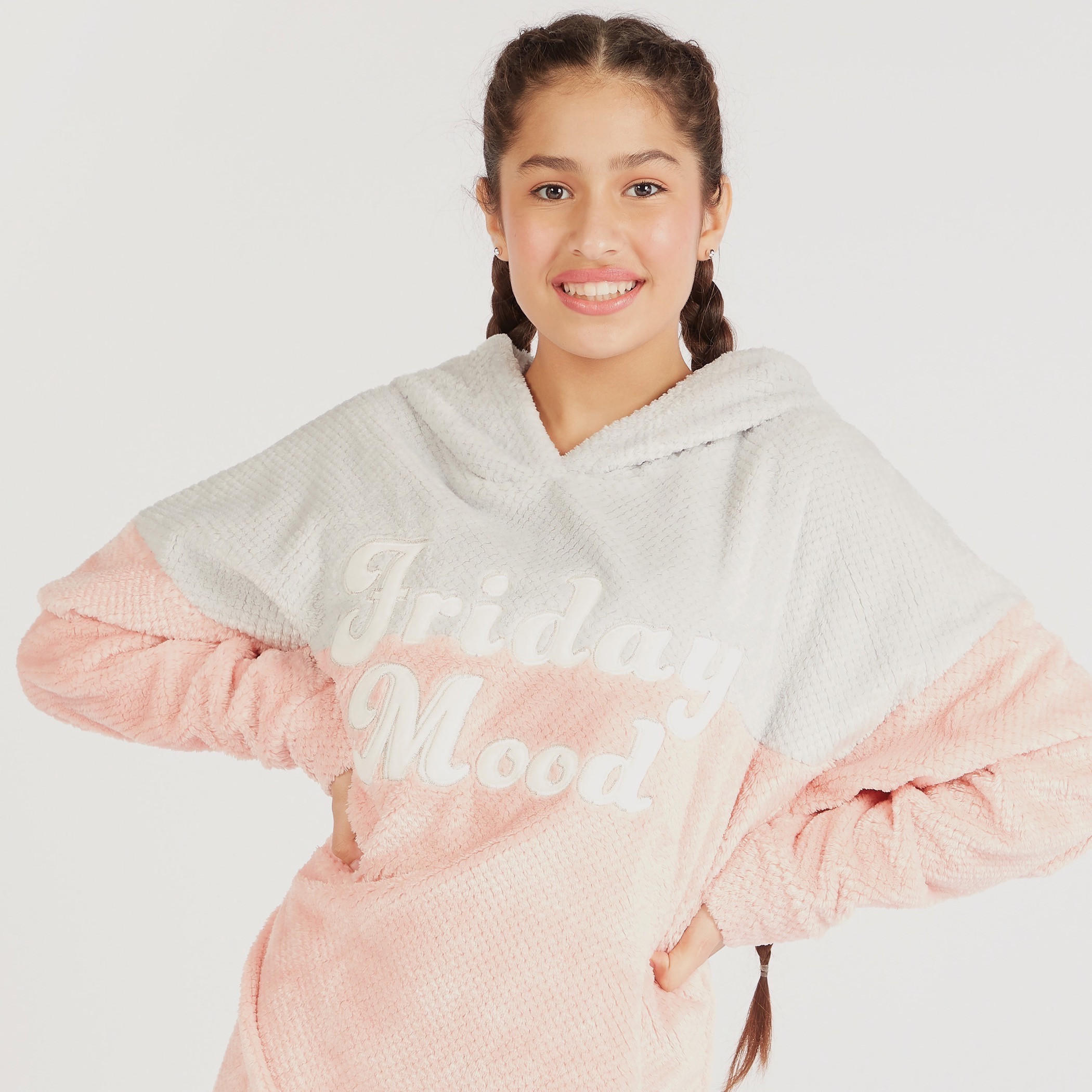 قميص نوم بارز الملمس بقبّعة وأكمام طويلة-women-clothing-nightwear-nighties-image-3