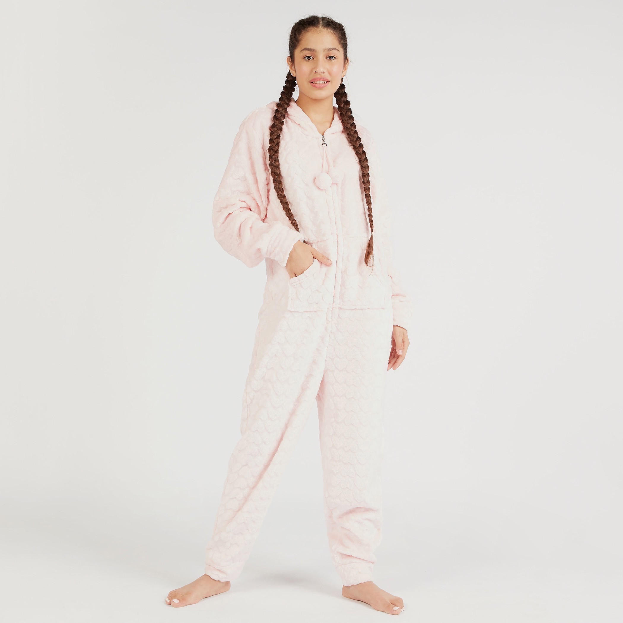 قميص نوم بارز الملمس بقبّعة وأكمام طويلة-women-clothing-nightwear-nighties-image-1