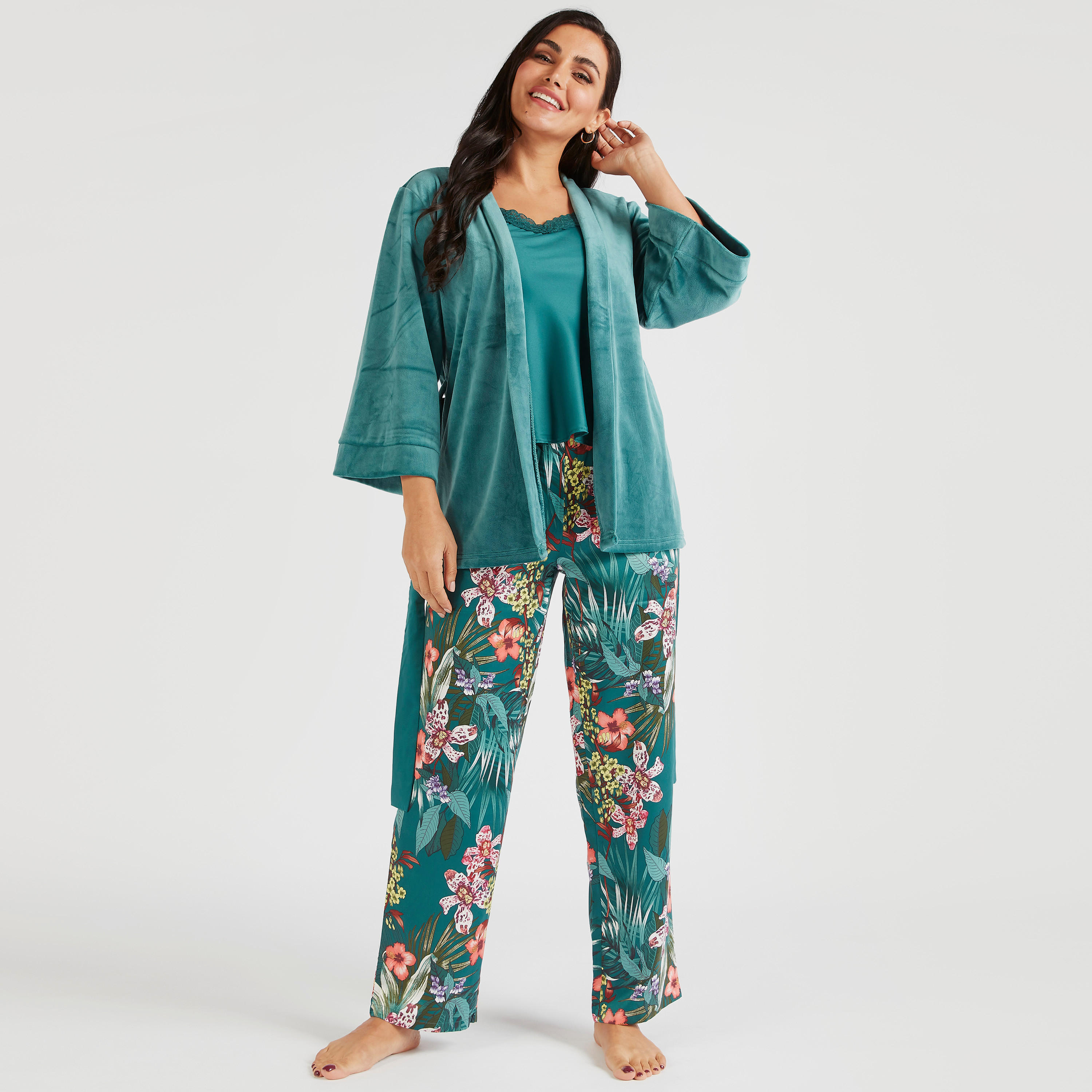 طقم بلوزة كامي بياقة v وقميص نوم بحزام وبنطلون بيجاما بطبعات-women-clothing-nightwear-pyjamas-longsets-image-2