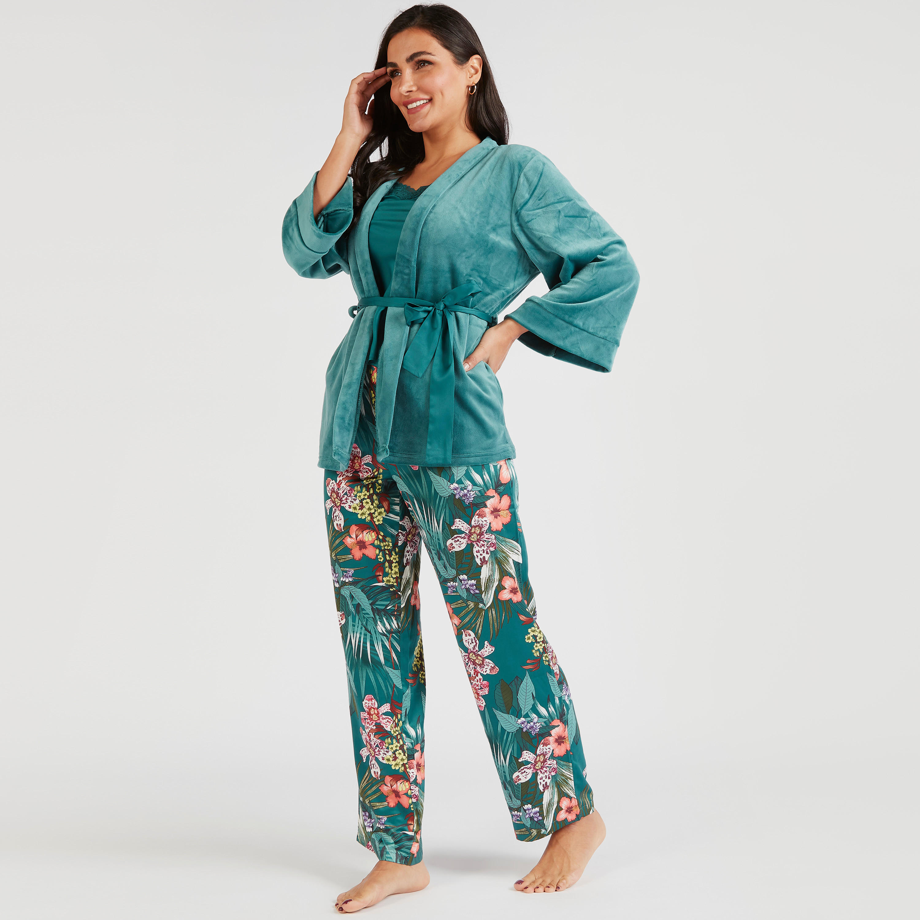 طقم بلوزة كامي بياقة v وقميص نوم بحزام وبنطلون بيجاما بطبعات-women-clothing-nightwear-pyjamas-longsets-image-6
