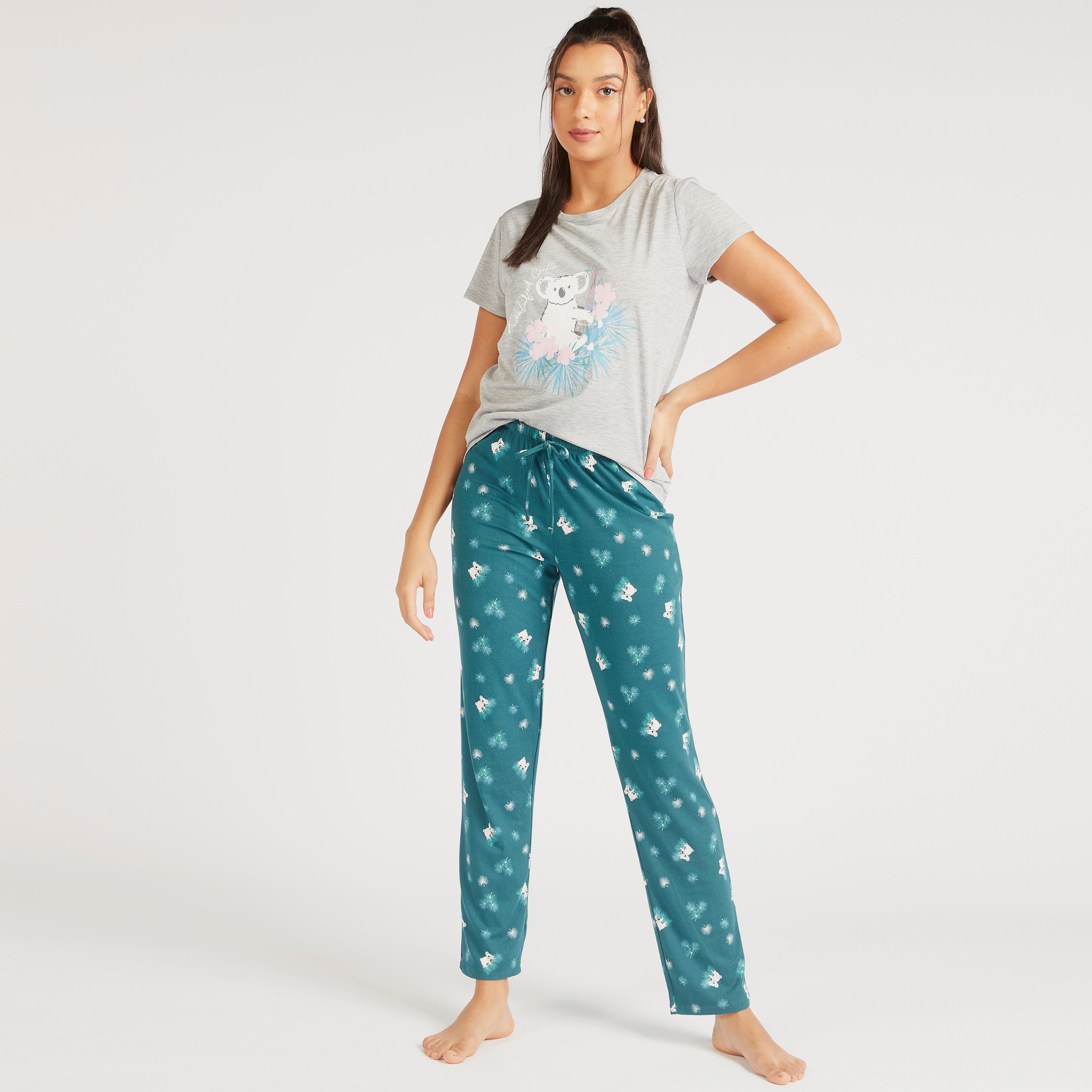 طقم بنطلون بيجاما طويل وتيشيرت بطبعات وجاكيت بسحاب-women-clothing-nightwear-pyjamas-longsets-image-4