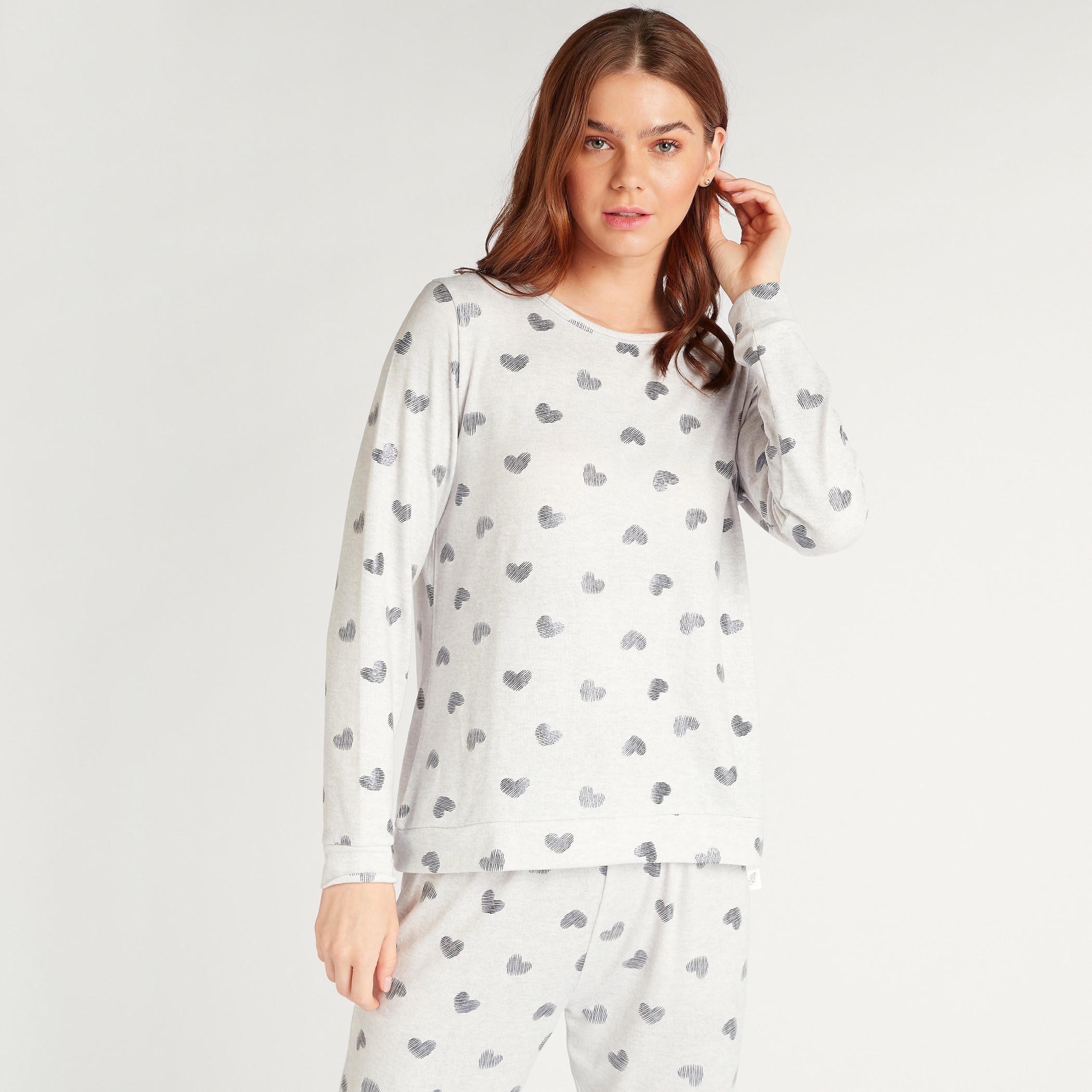 طقم بنطلون بيجاما طويل وتيشيرت بطبعات قلب-women-clothing-nightwear-pyjamas-longsets-image-2