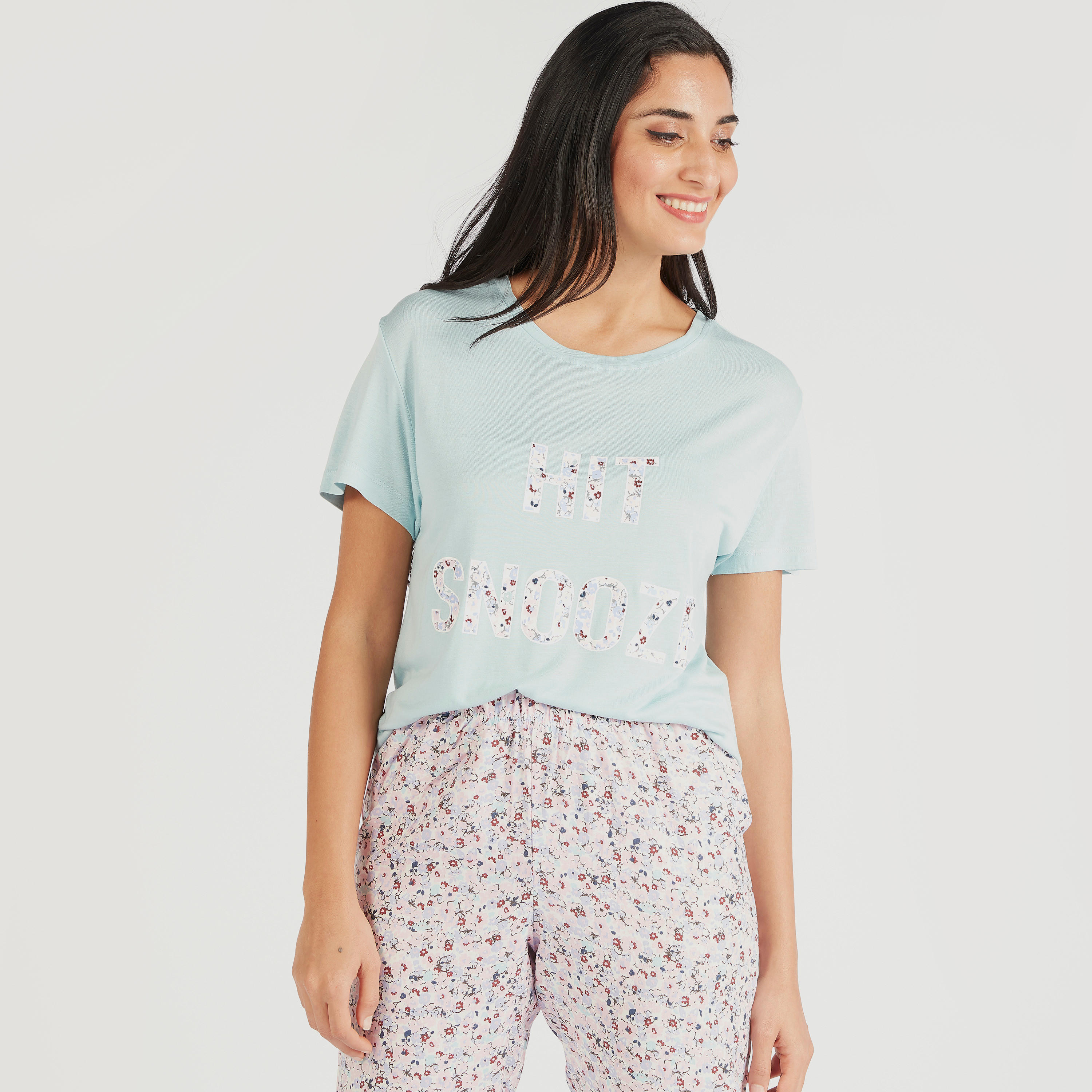 Printed Short Sleeves T-shirt and Pyjama Set-women-clothing-nightwear-pyjamas-longsets-image-2