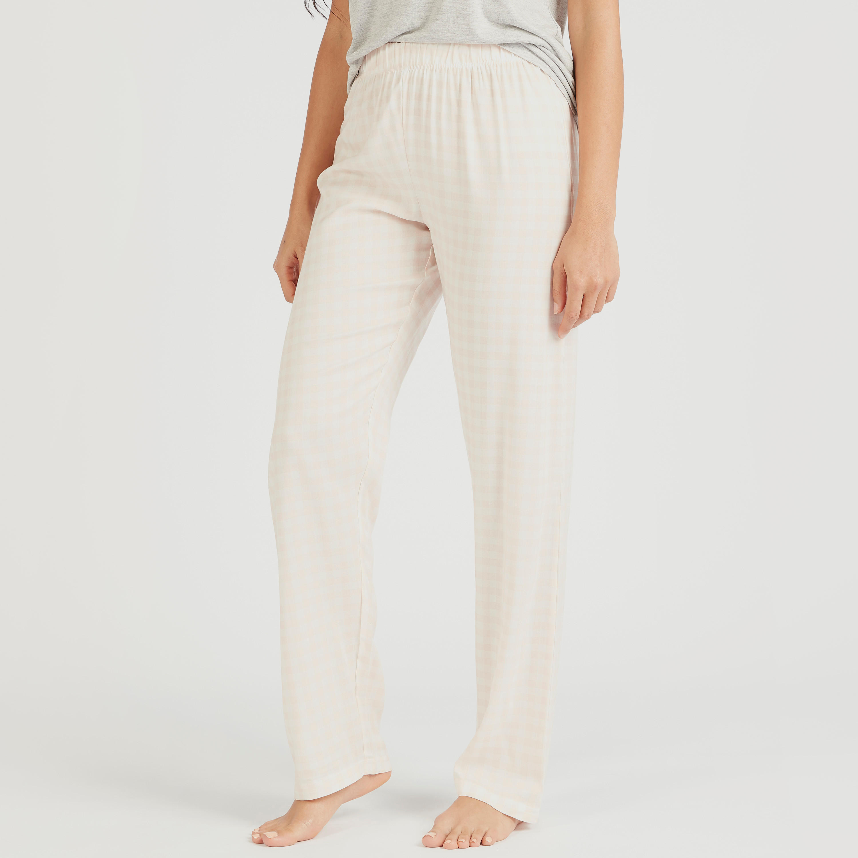 طقم بنطلون بيجاما وتيشيرت بأكمام قصيرة وطبعات-women-clothing-nightwear-pyjamas-longsets-image-5