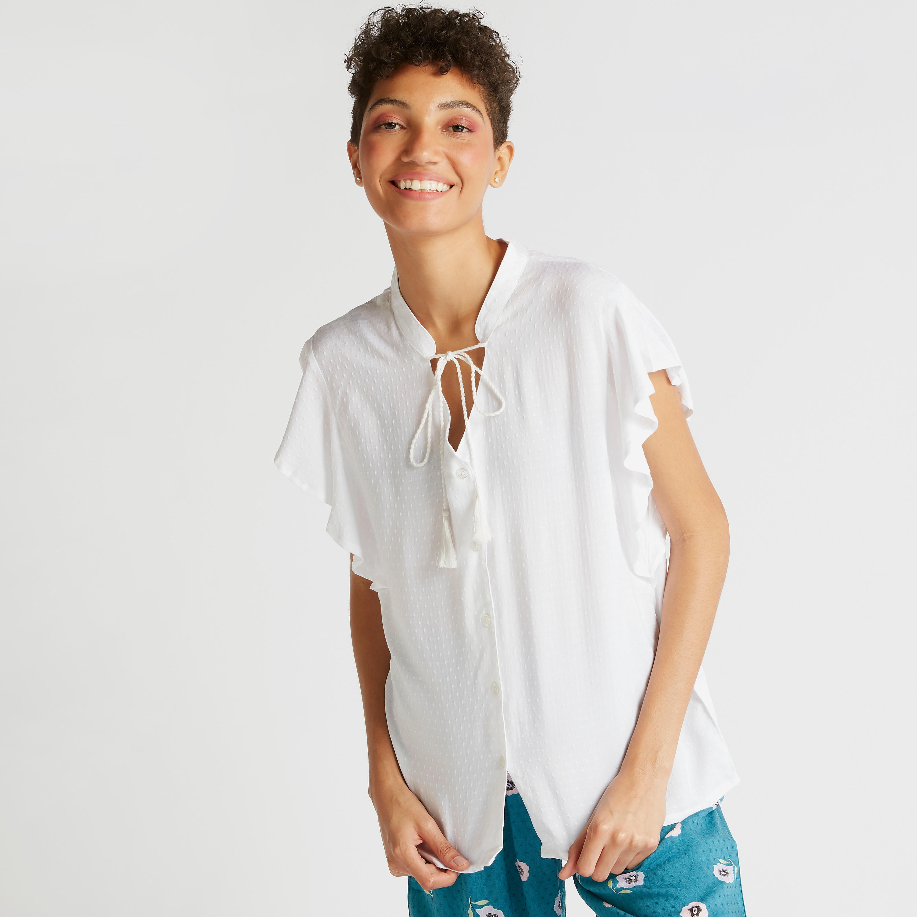 طقم بنطلون بيجاما طويل بطبعات وبلوزة بارزة الملمس بياقة v-women-clothing-nightwear-pyjamas-longsets-image-2