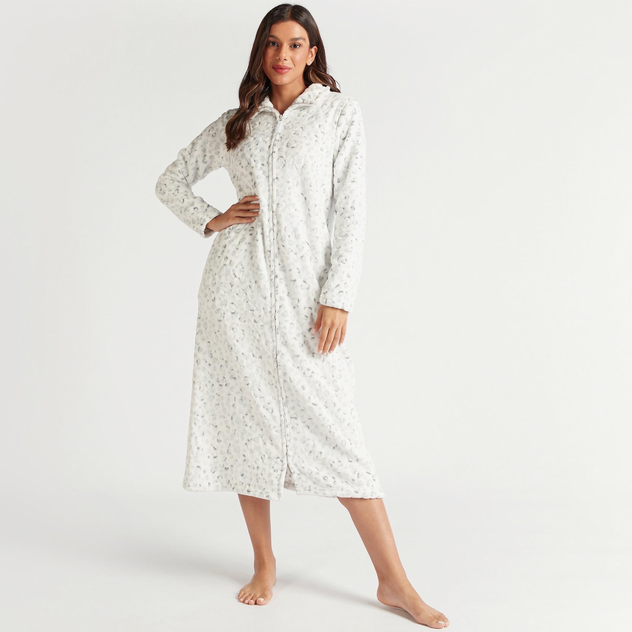 قميص نوم بارز الملمس بسحّاب إغلاق وجيوب-women-clothing-nightwear-robes-image-6