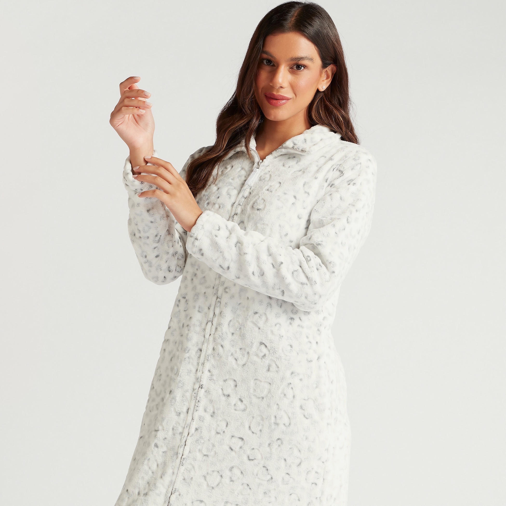 قميص نوم بارز الملمس بسحّاب إغلاق وجيوب-women-clothing-nightwear-robes-image-5
