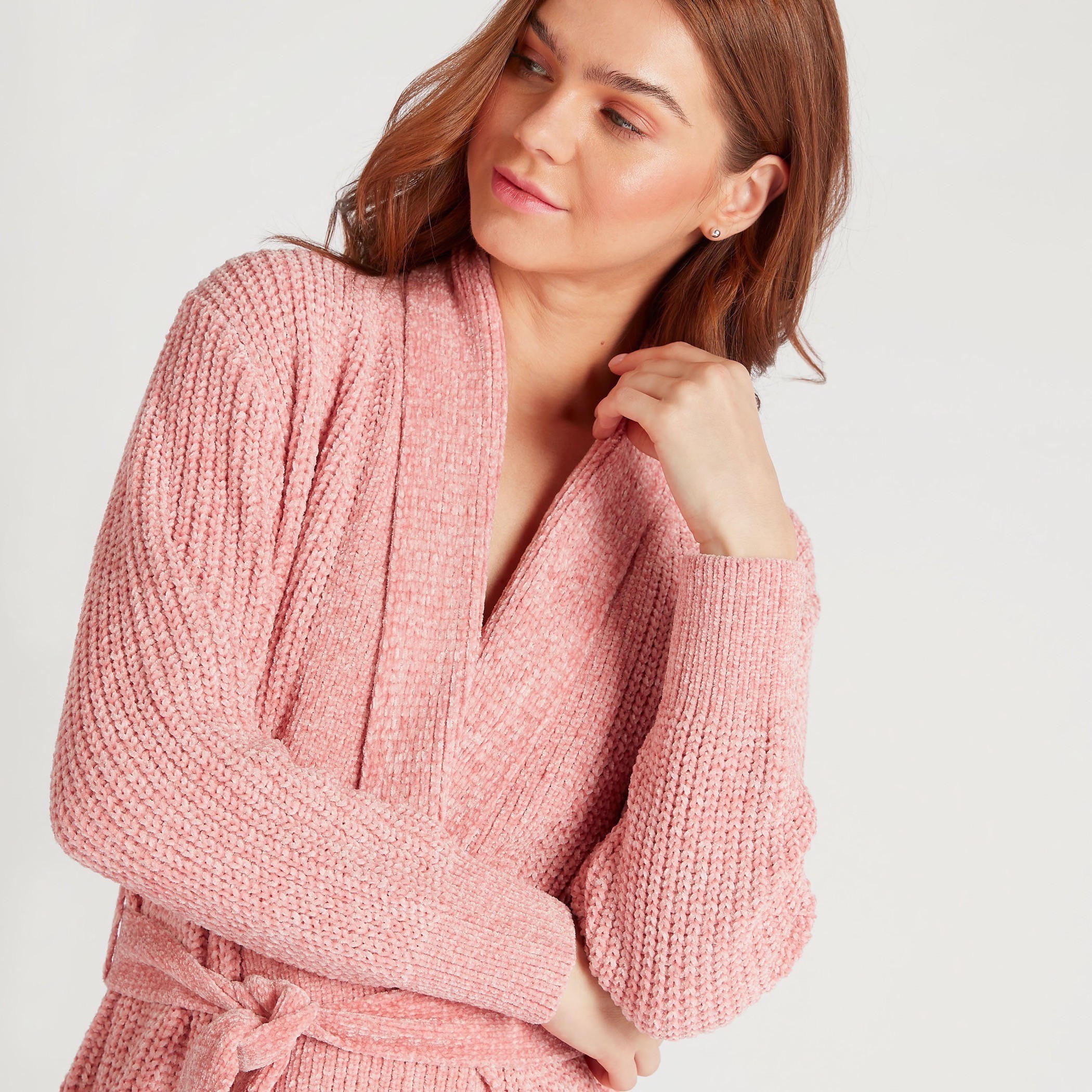 روب نوم بارز الملمس بحزام وأكمام طويلة-women-clothing-nightwear-robes-image-1