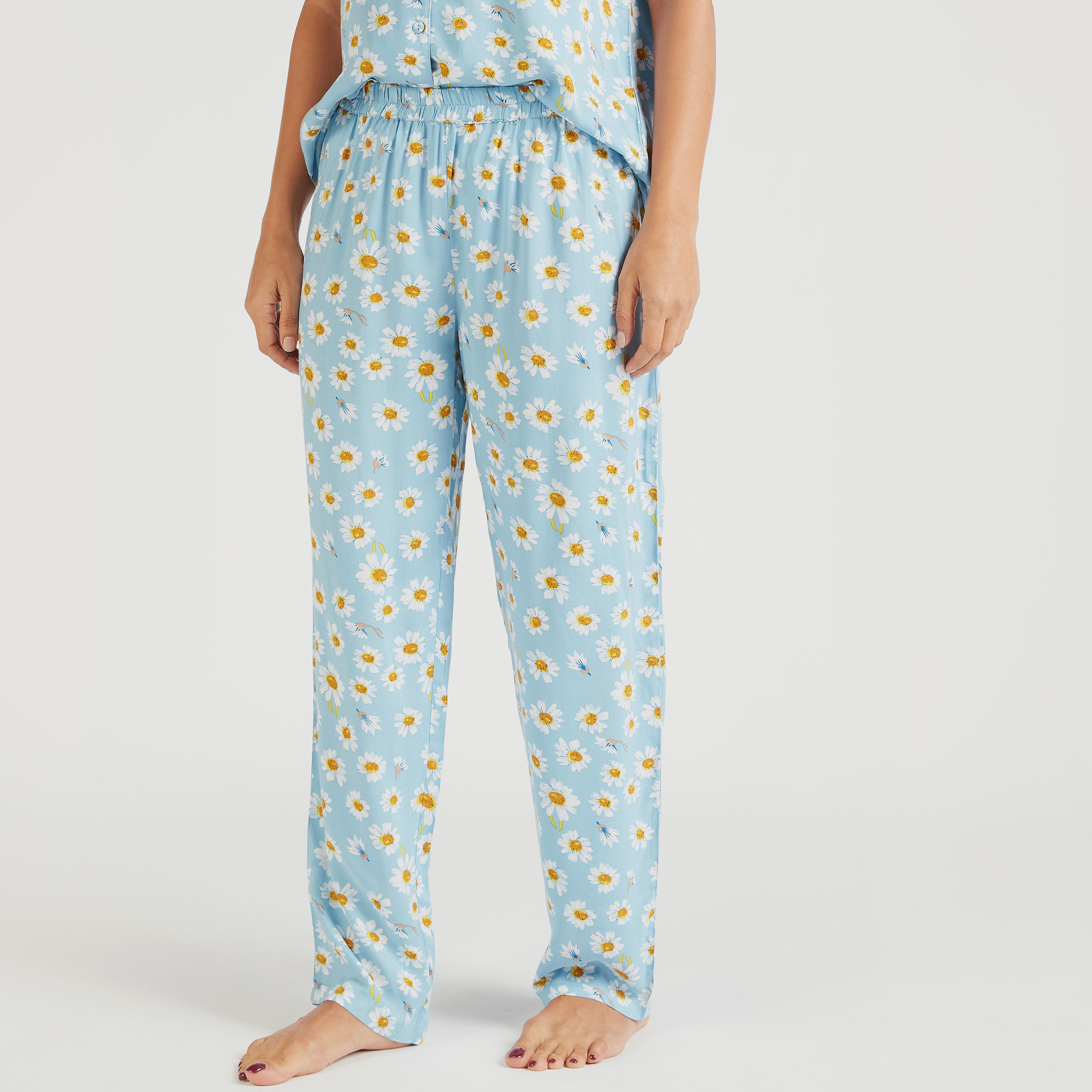 طقم بنطلون بيجاما وقميص بأكمام قصيرة وطبعات أزهار - 3 قطع-women-clothing-nightwear-pyjamas-longsets-image-5