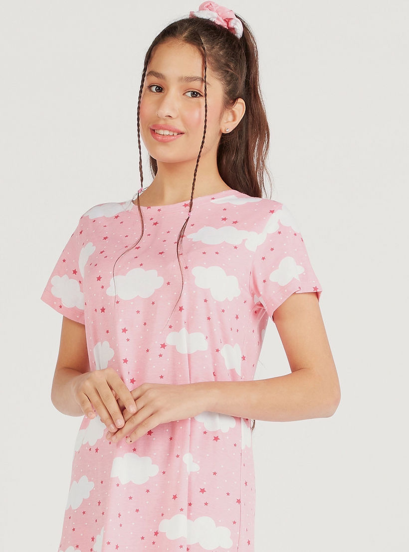 قميص نوم بياقة ضيّقة وأكمام قصيرة وطبعات - طقم من قطعتين-women-clothing-nightwear-nighties-image-7