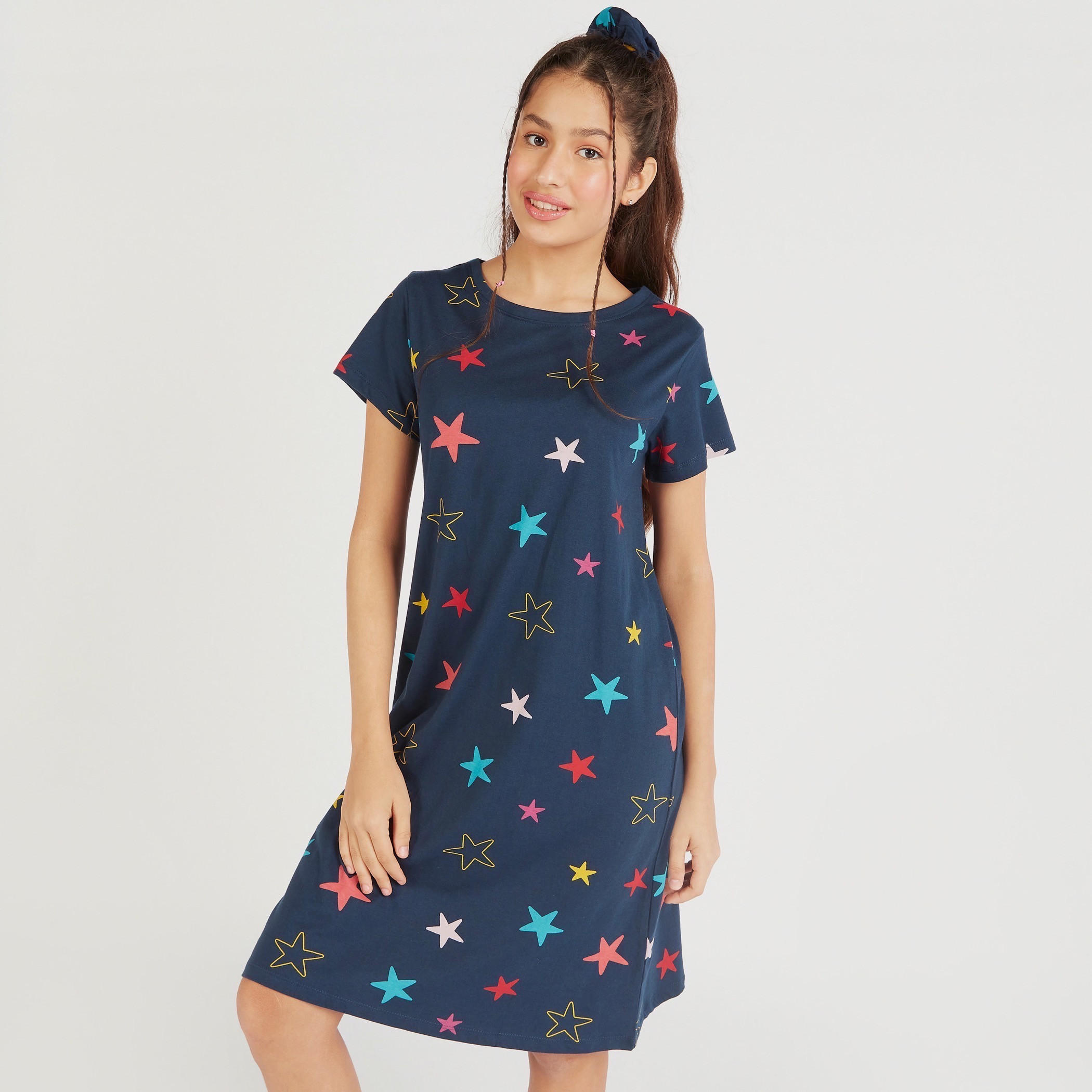 قميص نوم بياقة مستديرة وأكمام قصيرة وطبعات - طقم من قطعتين-women-clothing-nightwear-pyjamas-longsets-image-1