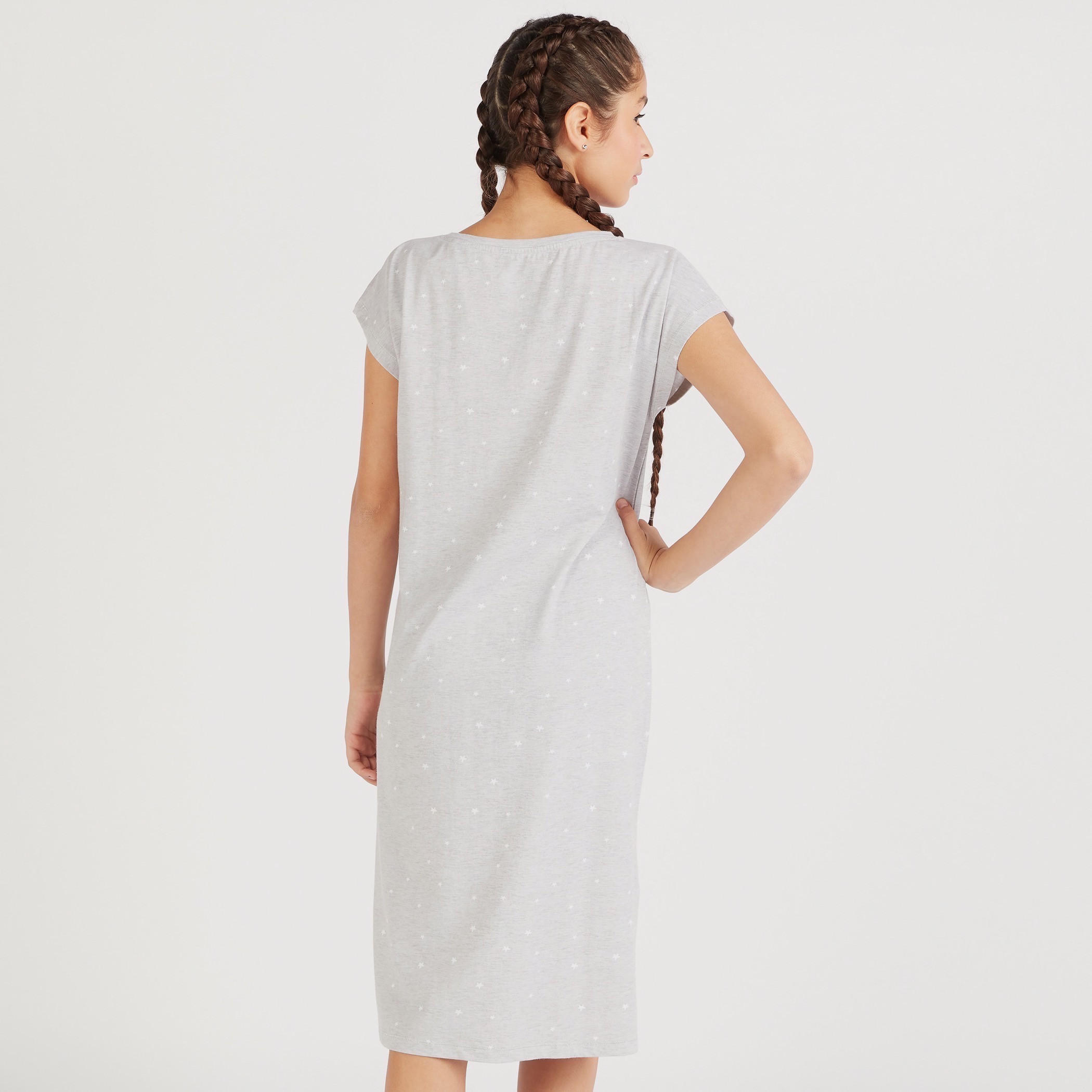 قميص نوم بأكمام قصيرة وطبعات وفتحة-women-clothing-nightwear-nighties-image-4