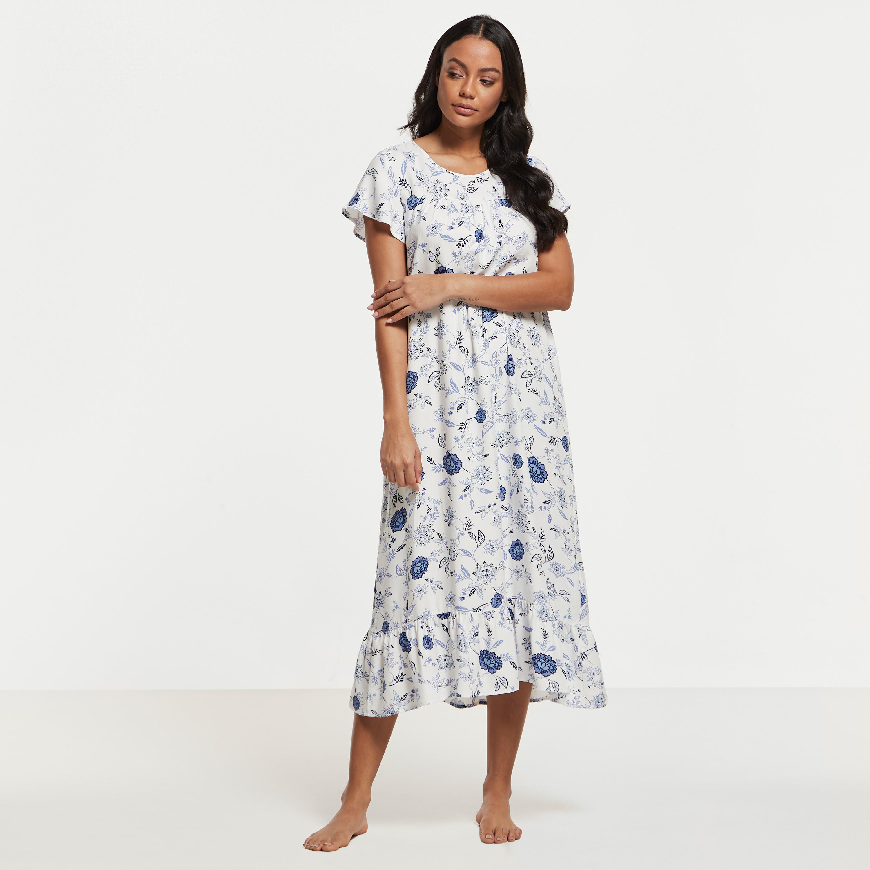 قميص نوم بياقة مستديرة وأكمام قصيرة وطبعات أزهار-women-clothing-nightwear-nighties-image-2