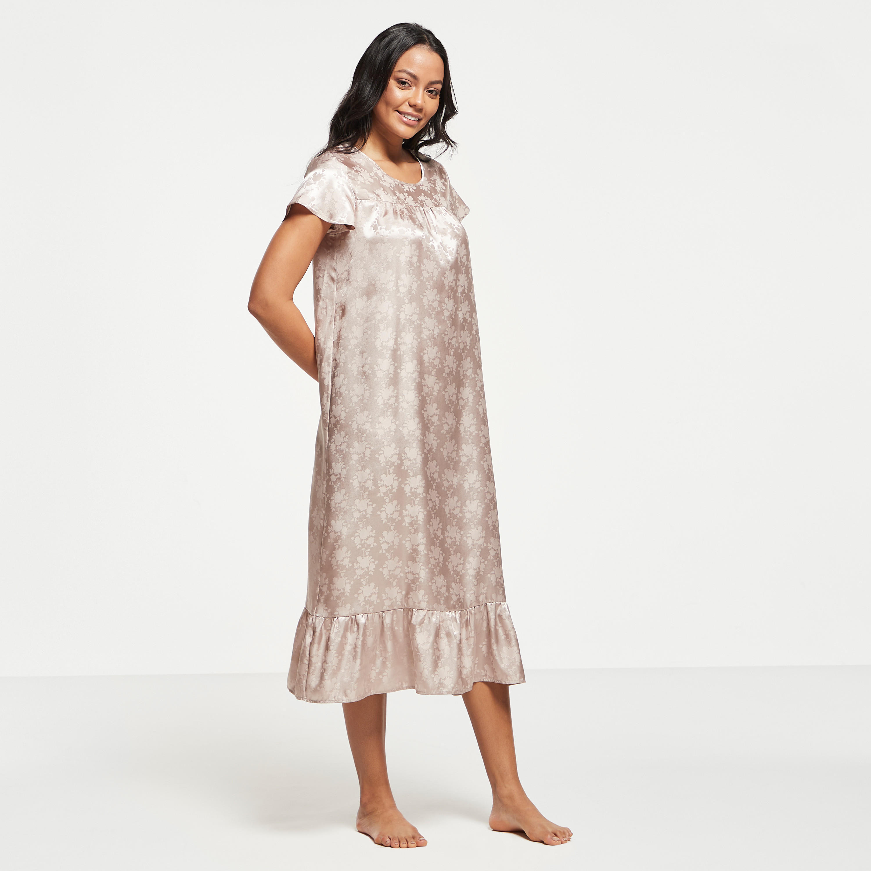 قميص نوم بياقة مستديرة وأكمام كاب وحواف كشكش وطبعات أزهار-women-clothing-nightwear-nighties-image-2