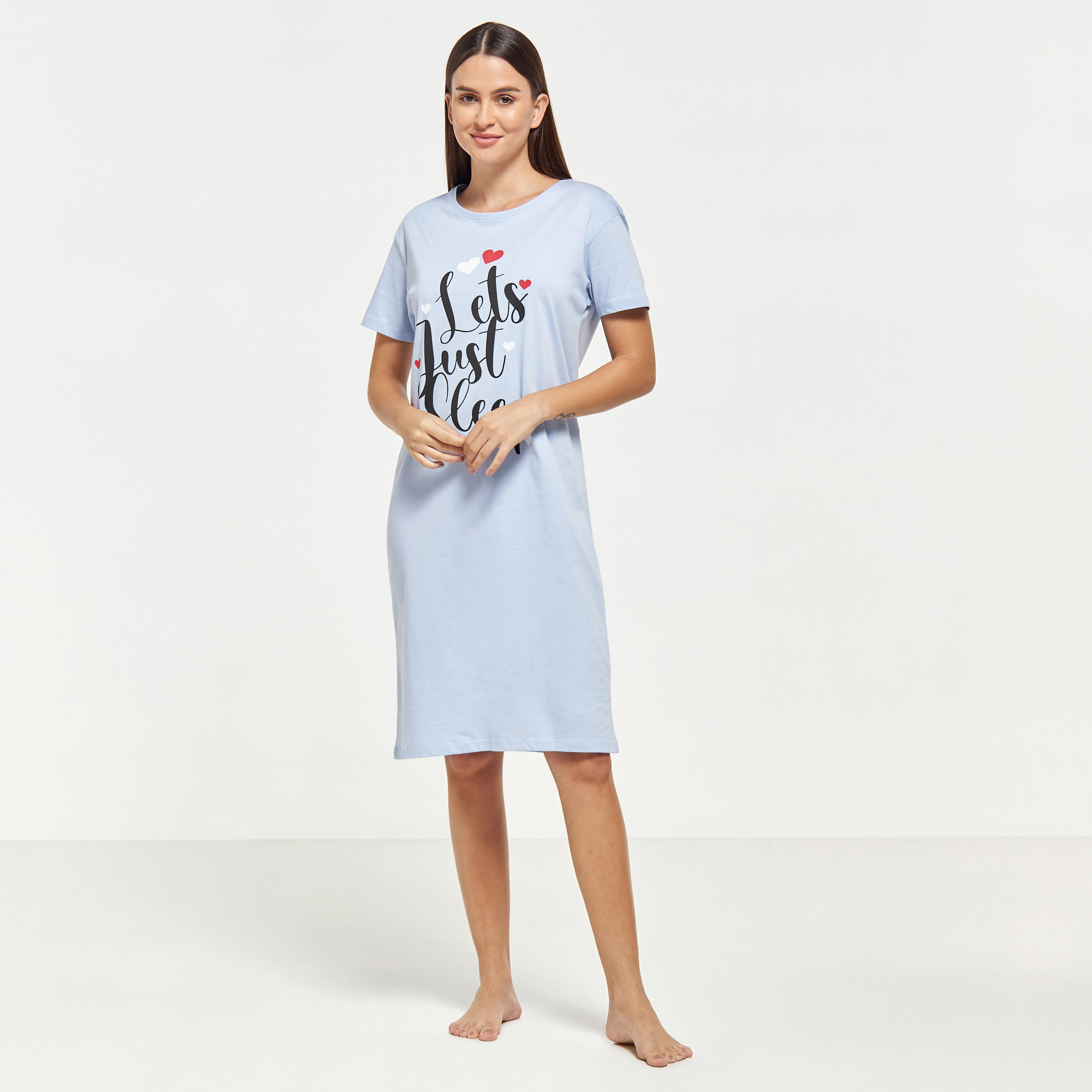 قميص نوم بياقة مستديرة وأكمام قصيرة وطبعات-women-clothing-nightwear-nighties-image-2
