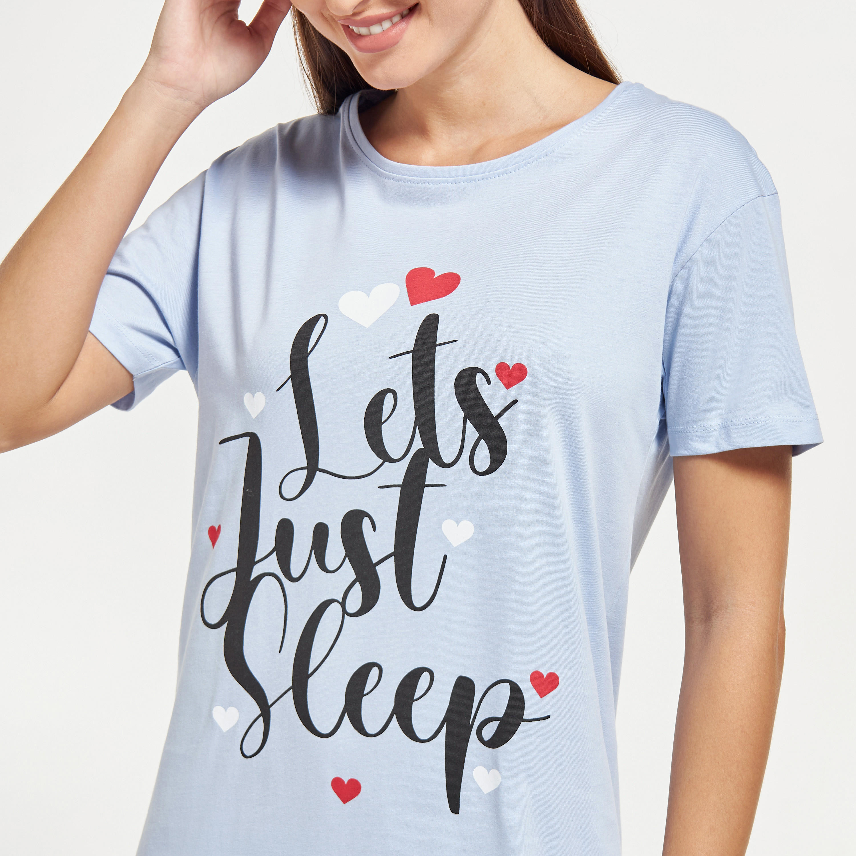 قميص نوم بياقة مستديرة وأكمام قصيرة وطبعات-women-clothing-nightwear-nighties-image-4