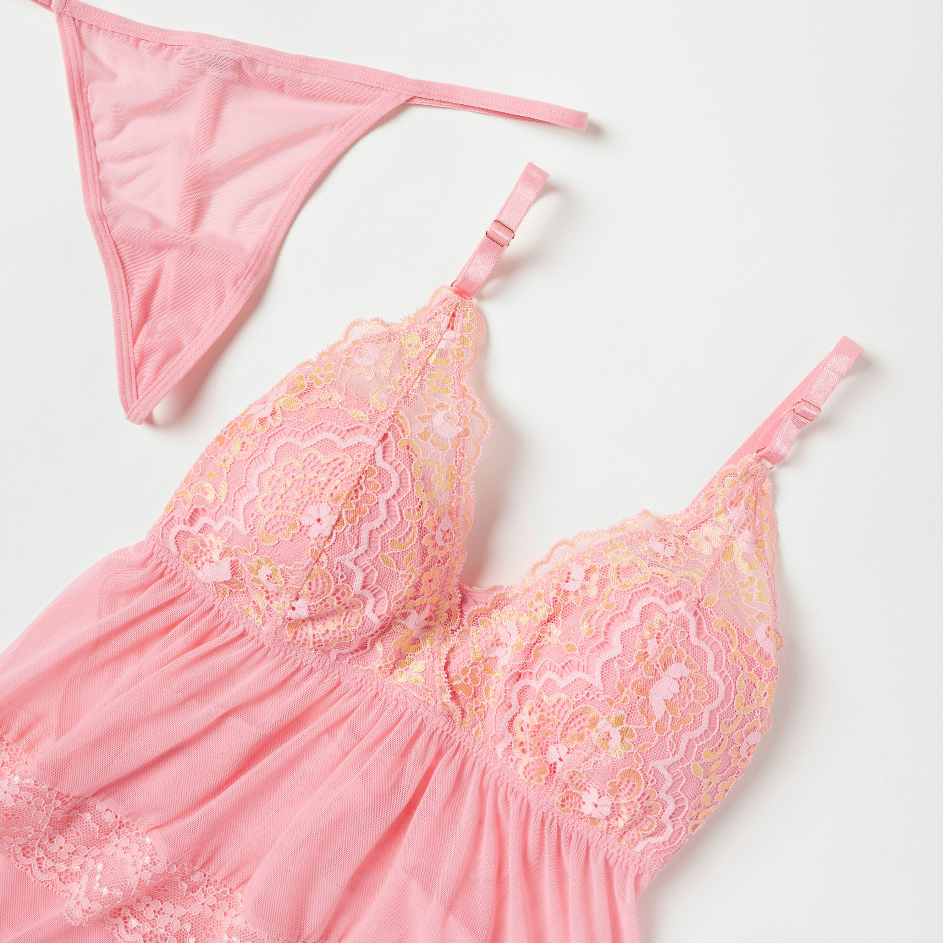 طقم بيبي دول قطعتين بتفاصيل دانتيل-women-clothing-lingerie-babydollsandbodysuits-image-6