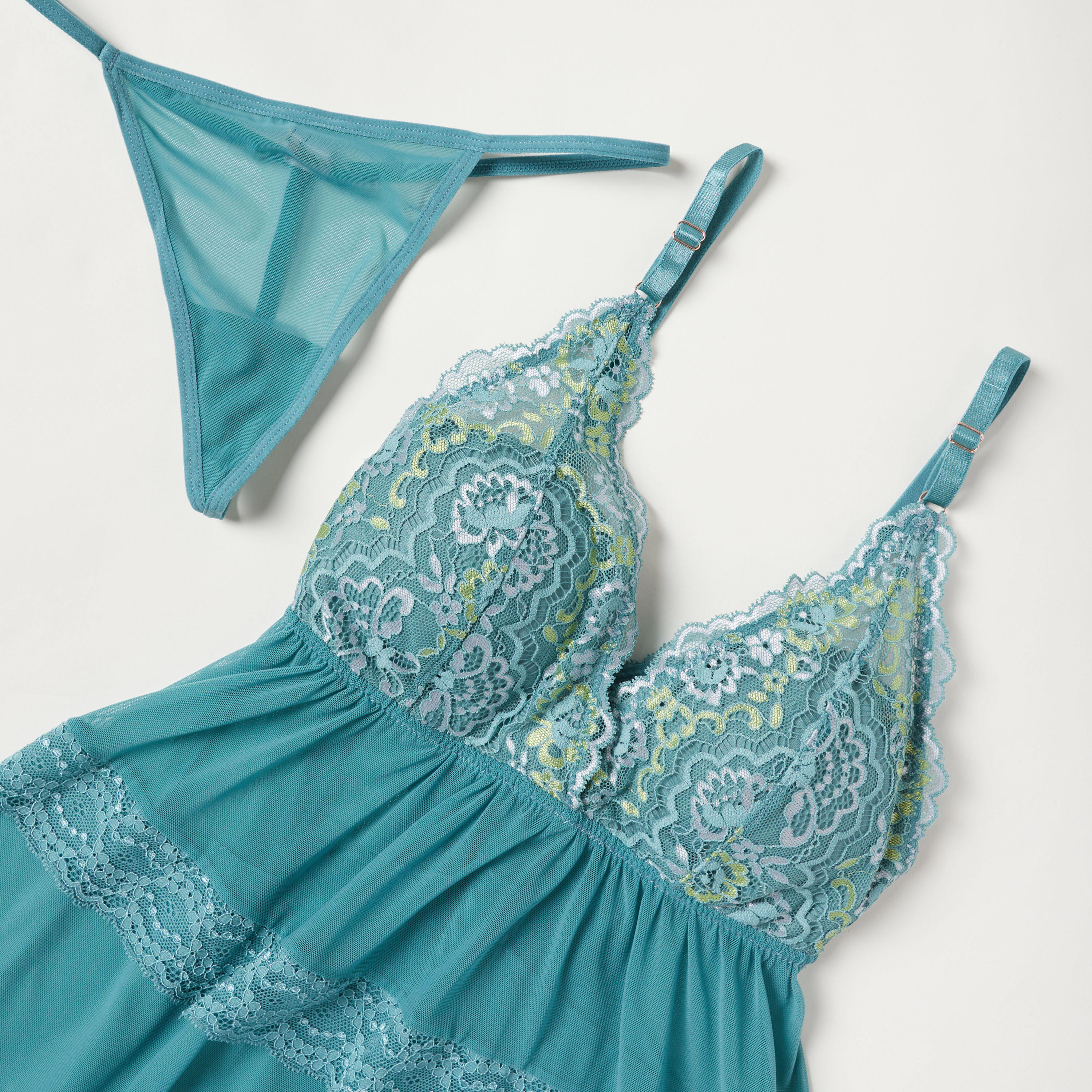 طقم بيبي دول قطعتين بتفاصيل دانتيل-women-clothing-lingerie-babydollsandbodysuits-image-12