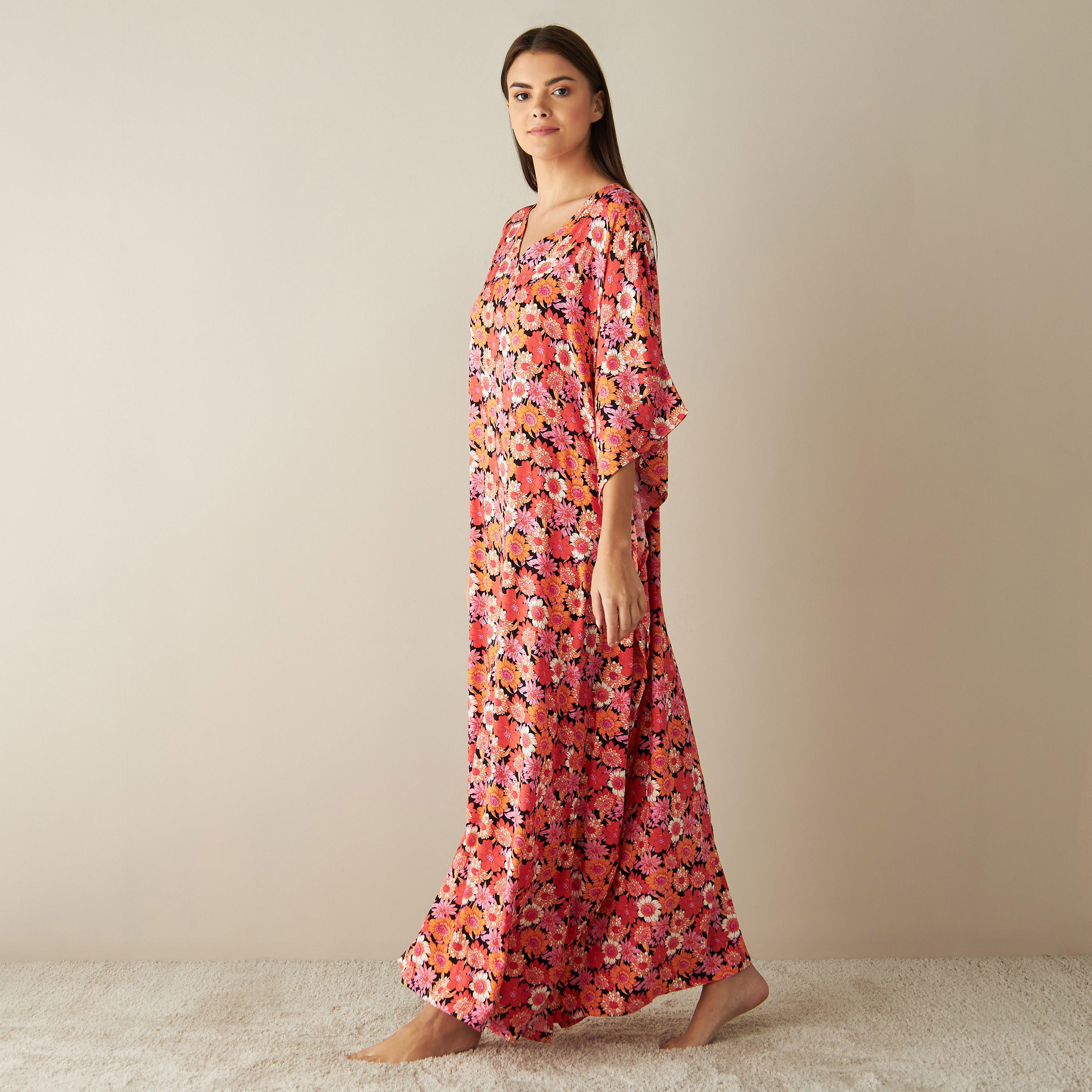 ثوب نوم بياقة بأربطة وطبعات أزهار-women-clothing-nightwear-nighties-image-2