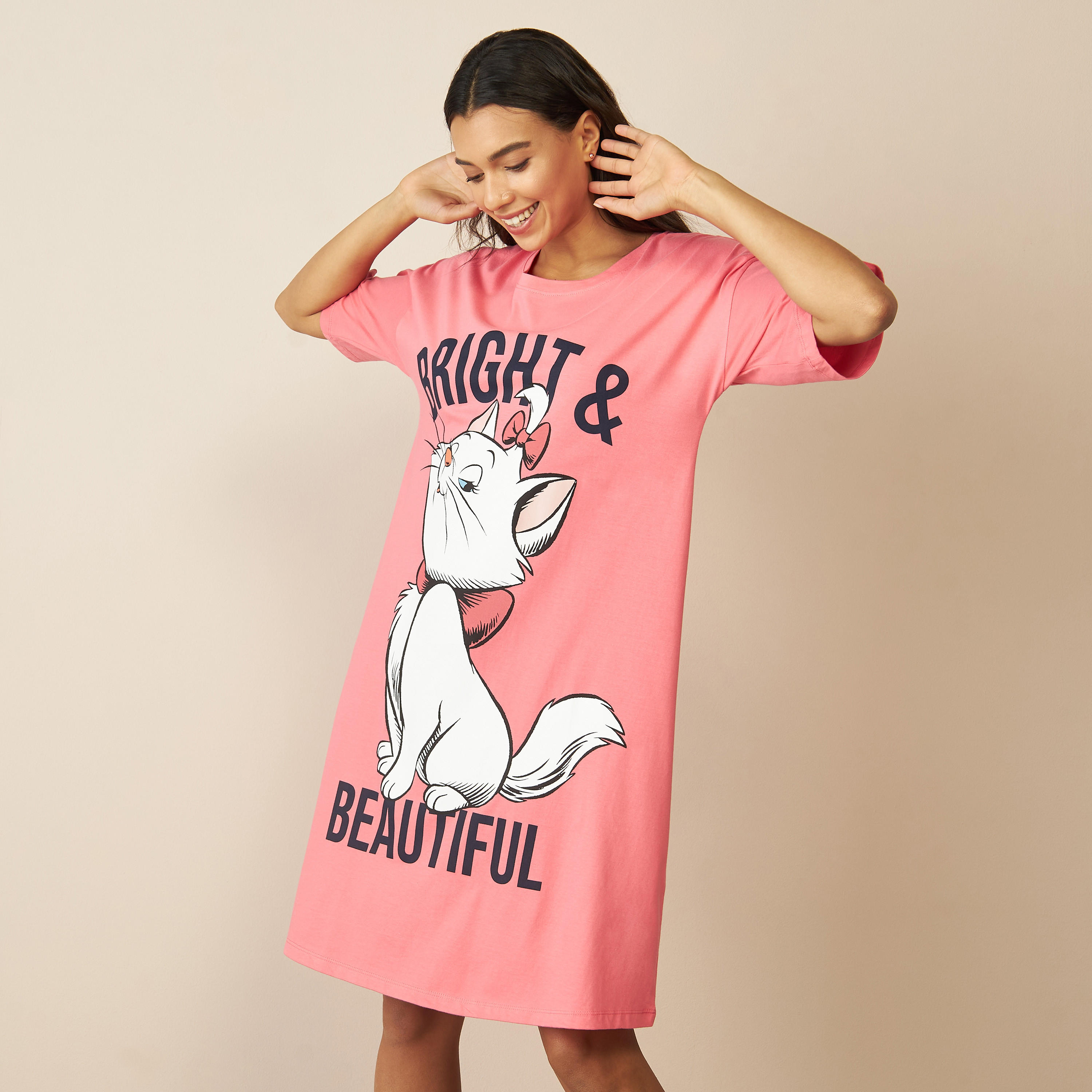 قميص نوم بأكمام قصيرة وطبعات ماري-women-clothing-nightwear-nighties-image-1