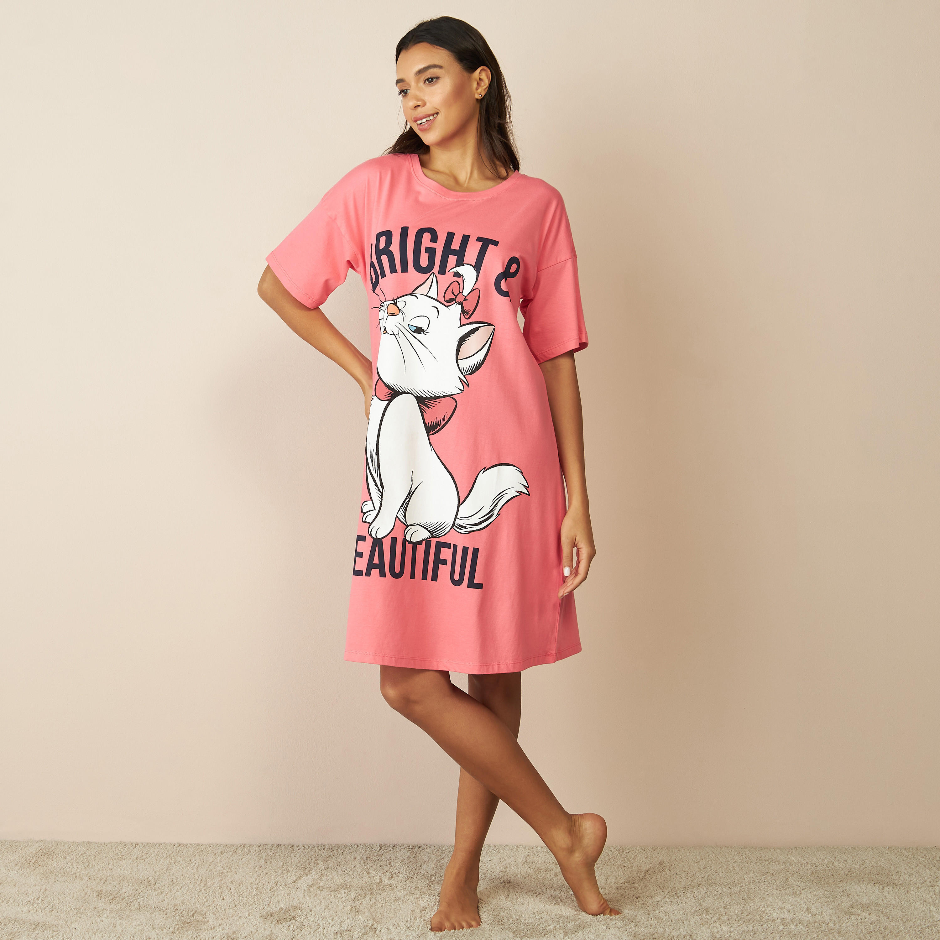 قميص نوم بأكمام قصيرة وطبعات ماري-women-clothing-nightwear-nighties-image-2