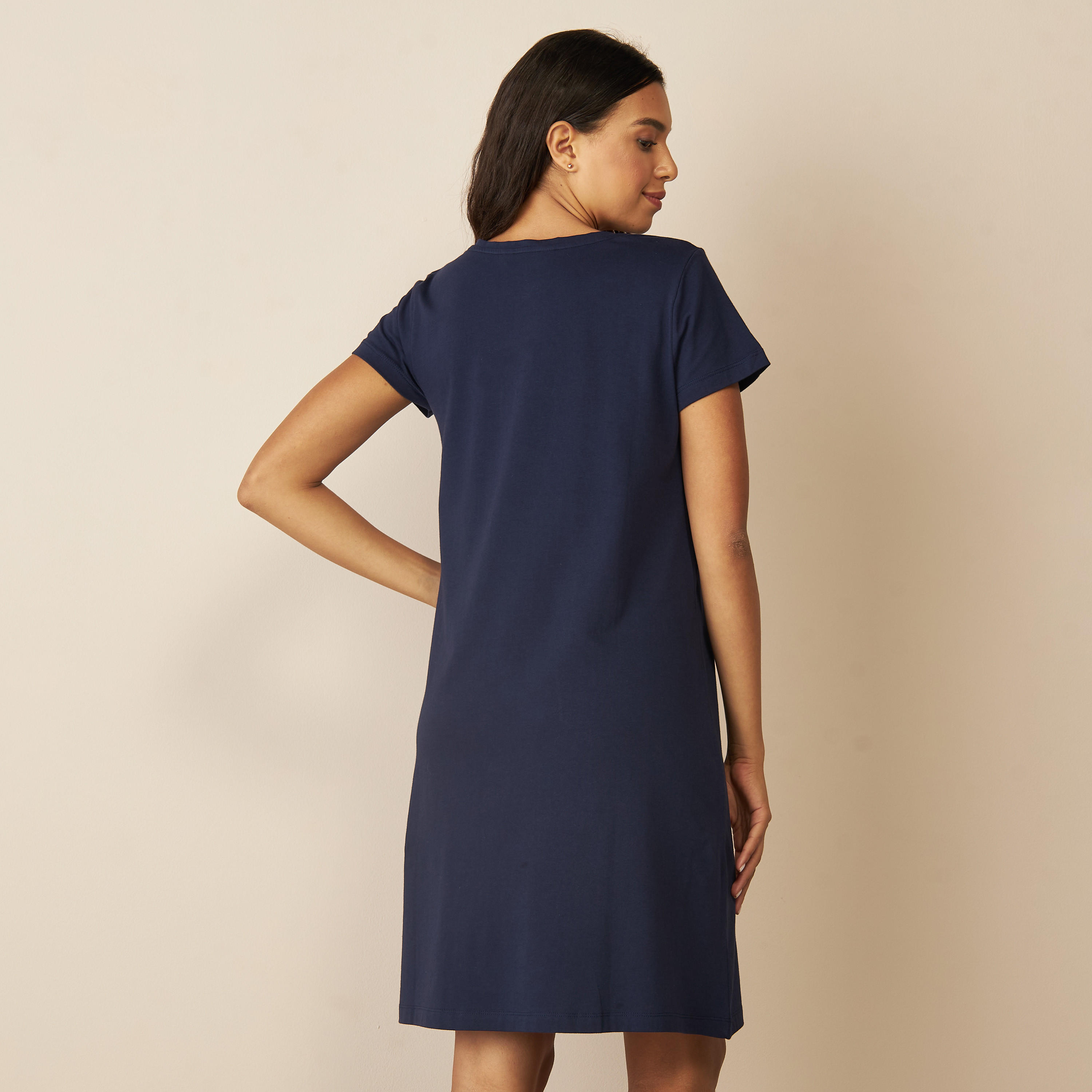 قميص نوم بياقة مستديرة وطبعات وأكمام قصيرة-women-clothing-nightwear-nighties-image-3