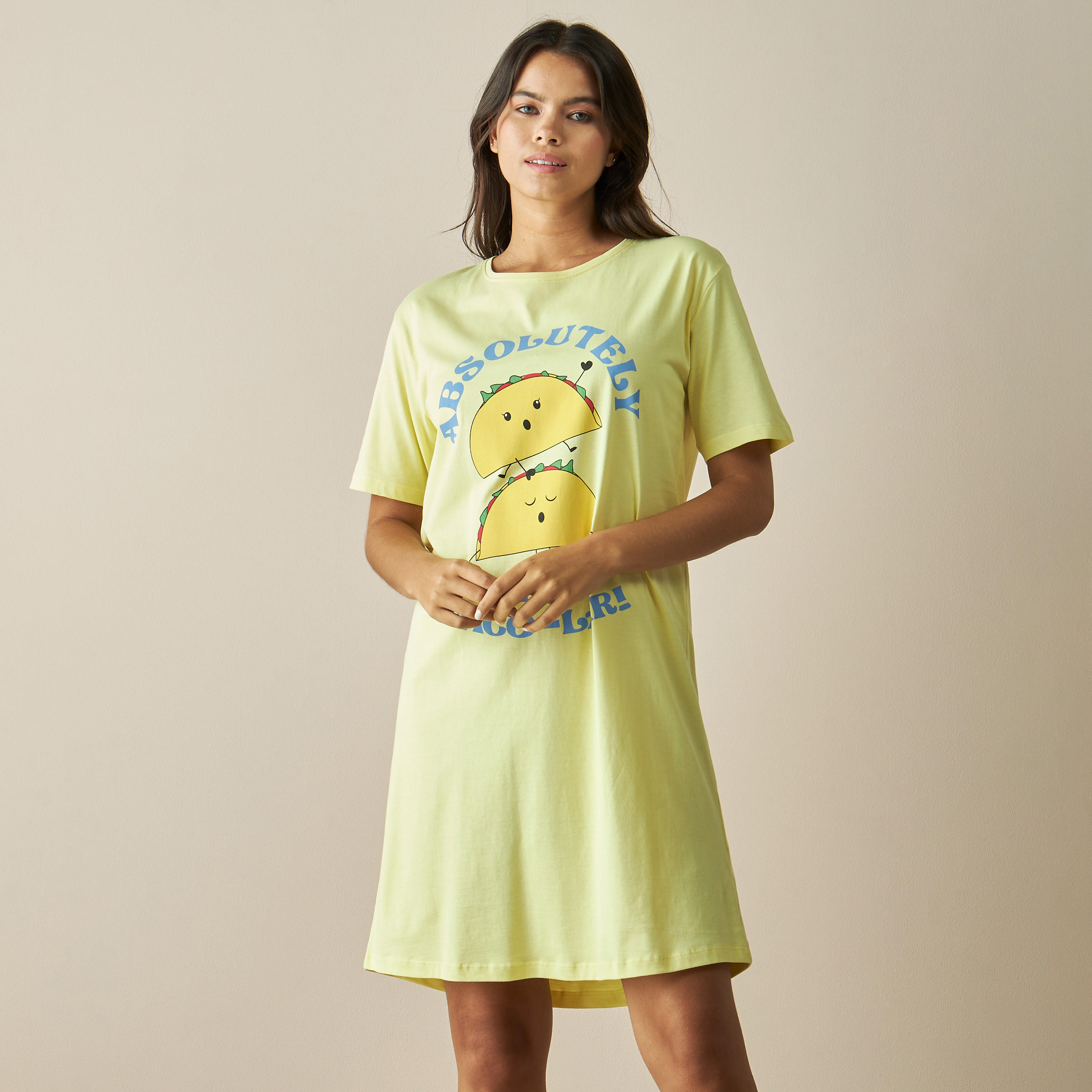 قميص نوم بأكمام قصيرة وطبعات - طقم من قطعتين-women-clothing-nightwear-nighties-image-3