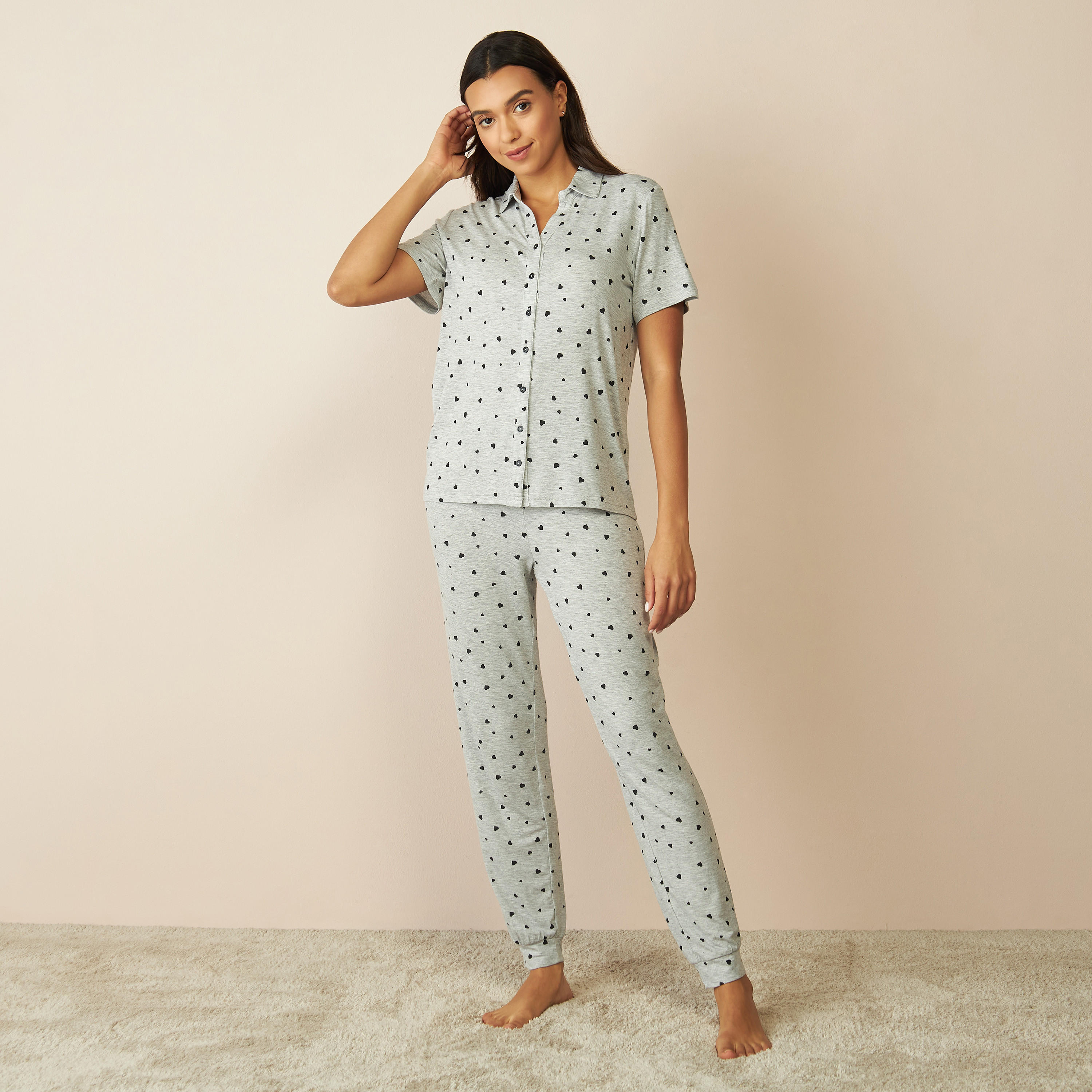 طقم بنطلون بيجاما وقميص بطبعات-women-clothing-nightwear-pyjamas-longsets-image-2