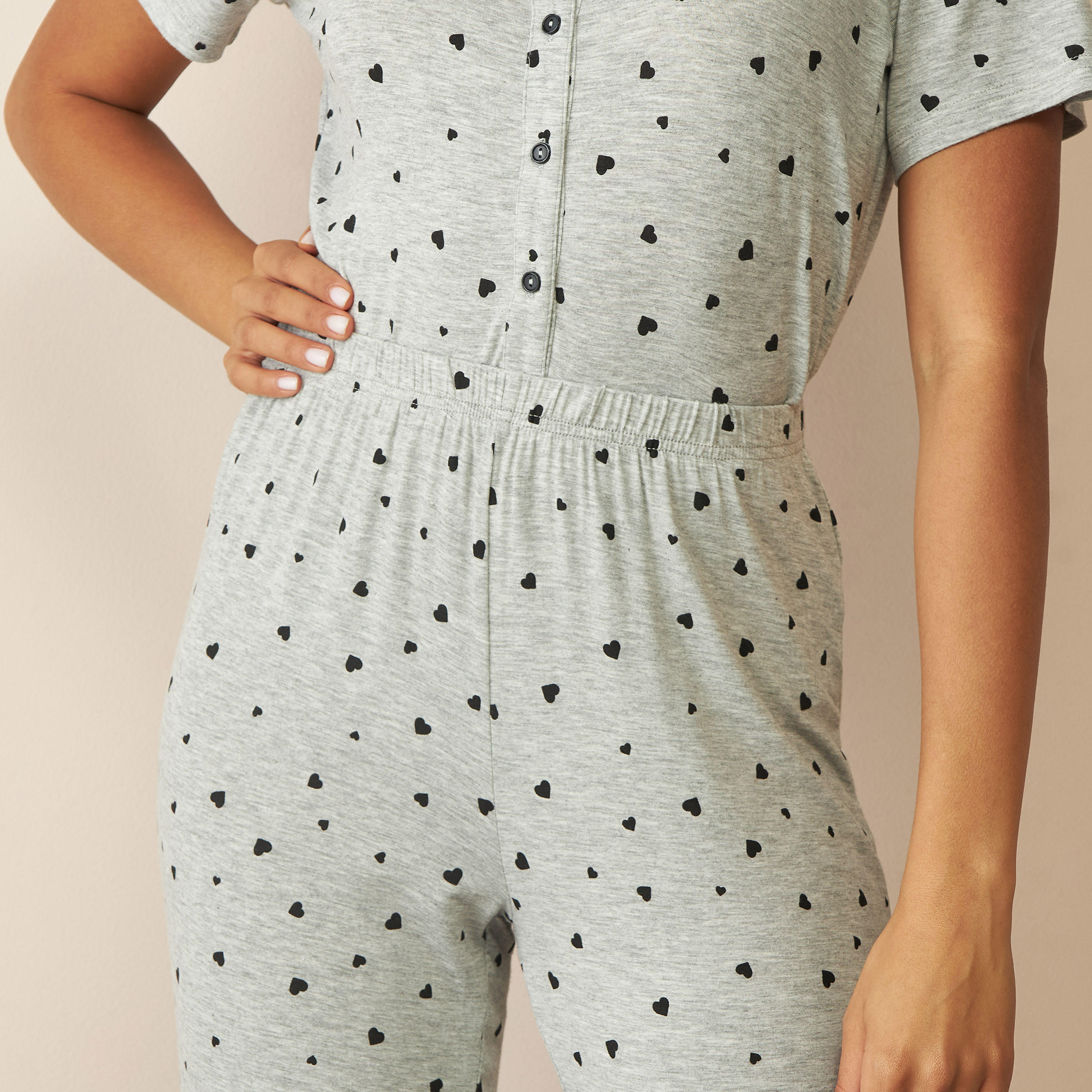 طقم بنطلون بيجاما وقميص بطبعات-women-clothing-nightwear-pyjamas-longsets-image-6