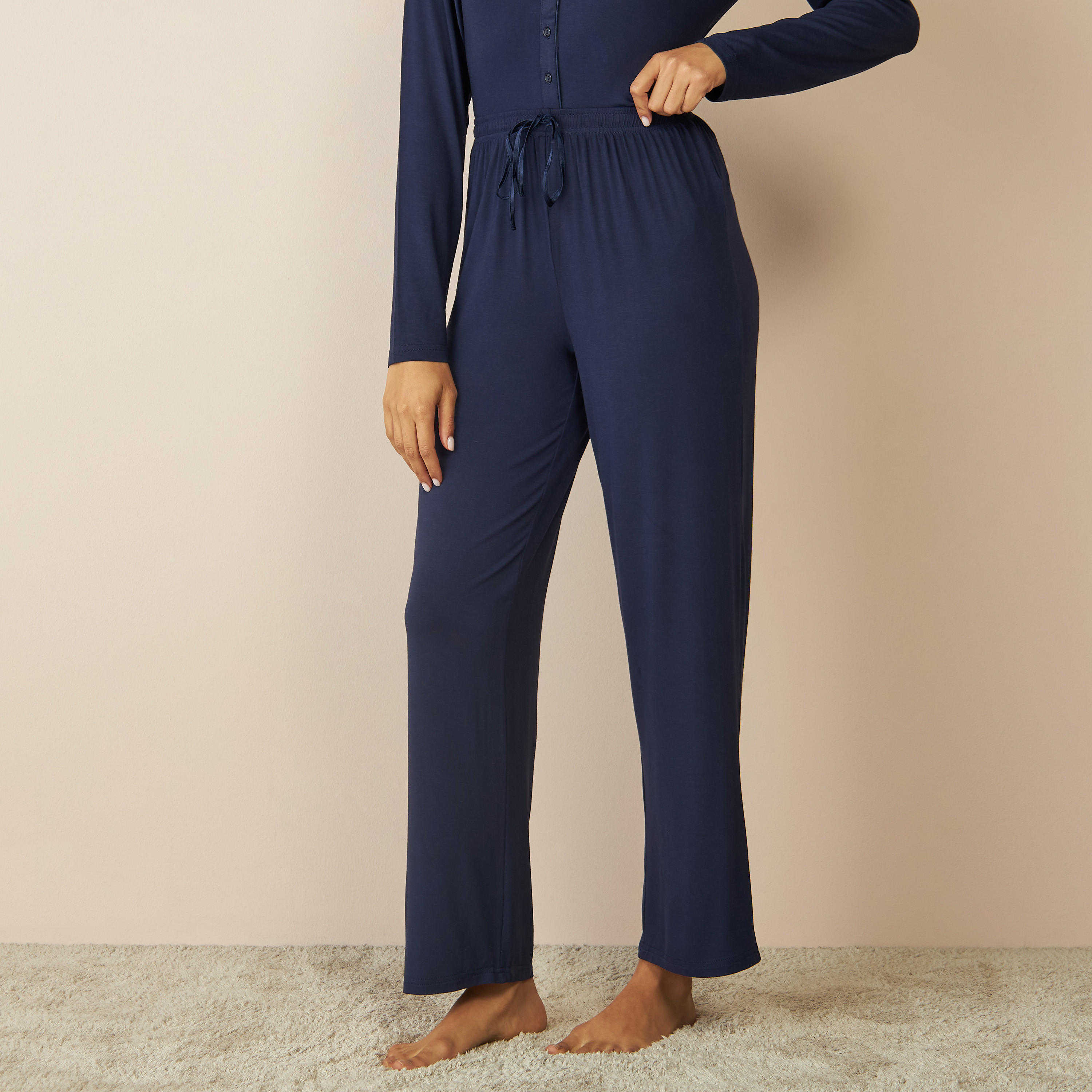 طقم بنطلون بيجاما وقميص بأكمام طويلة-women-clothing-nightwear-pyjamas-longsets-image-4