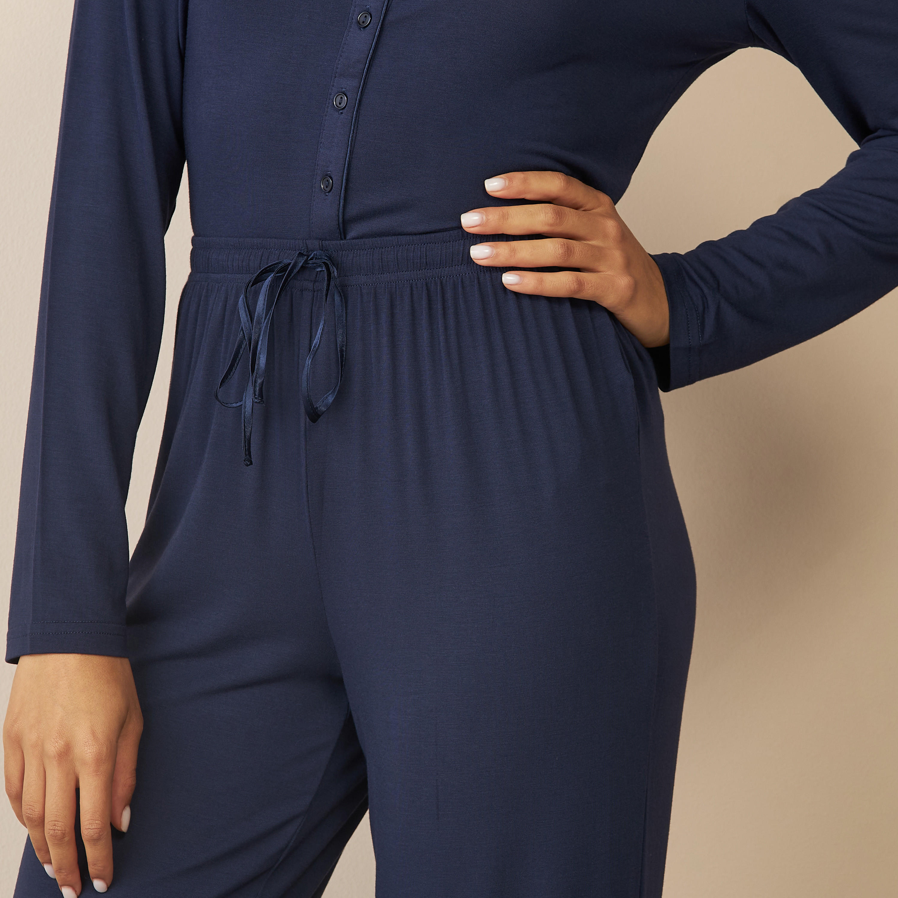 طقم بنطلون بيجاما وقميص بأكمام طويلة-women-clothing-nightwear-pyjamas-longsets-image-5