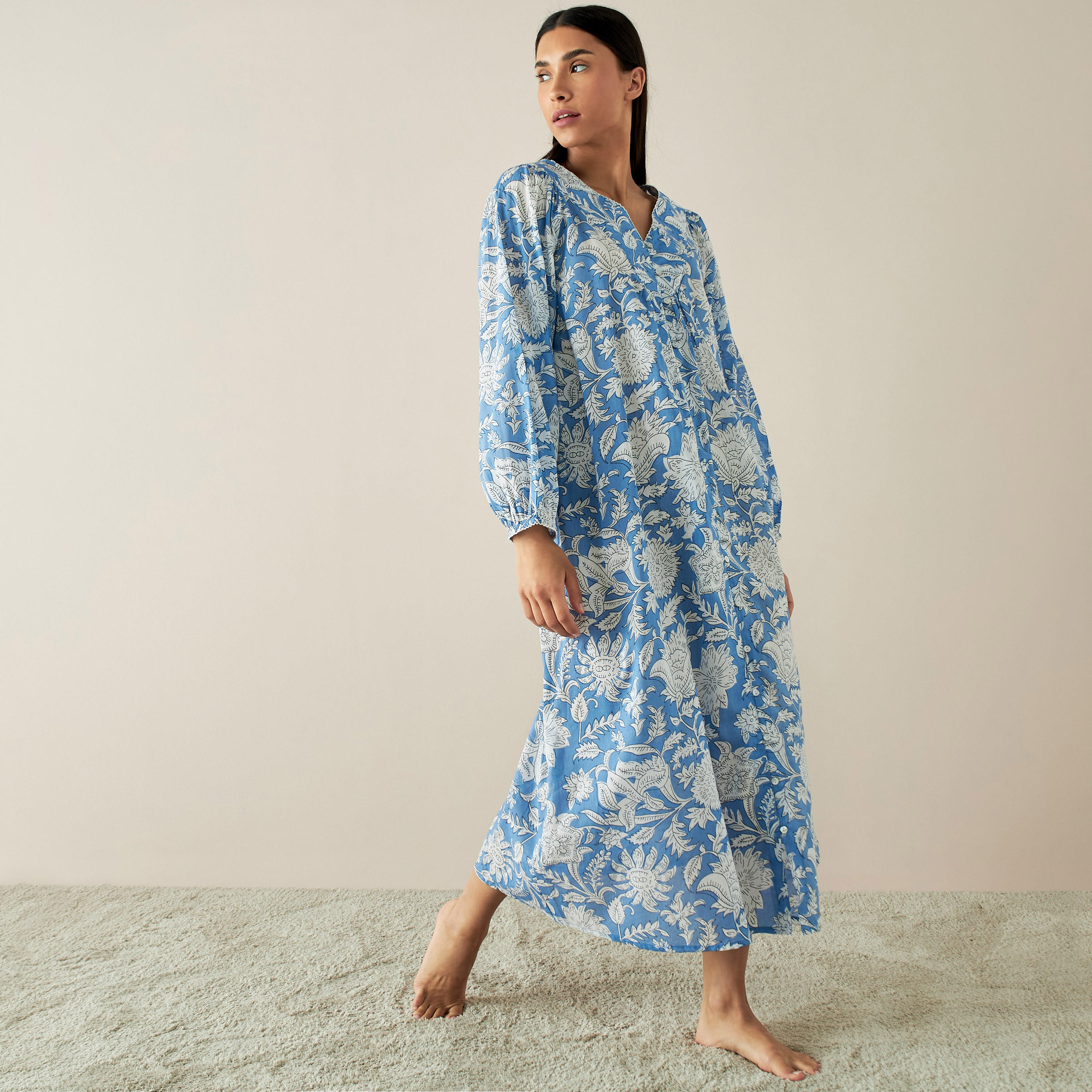 ثوب نوم بأكمام طويلة وطبعات أزهار-women-clothing-nightwear-nighties-image-2